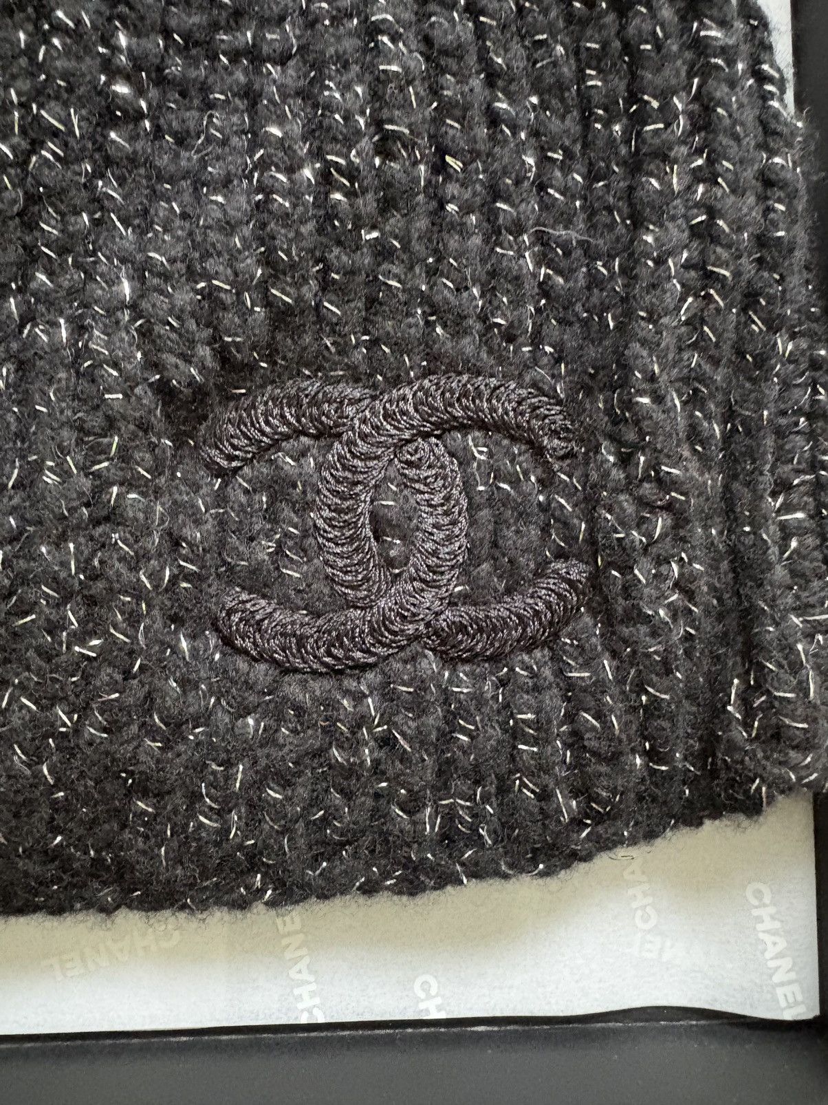Chanel CC CASHMERE BEANIE Size ONE SIZE - 2 Thumbnail