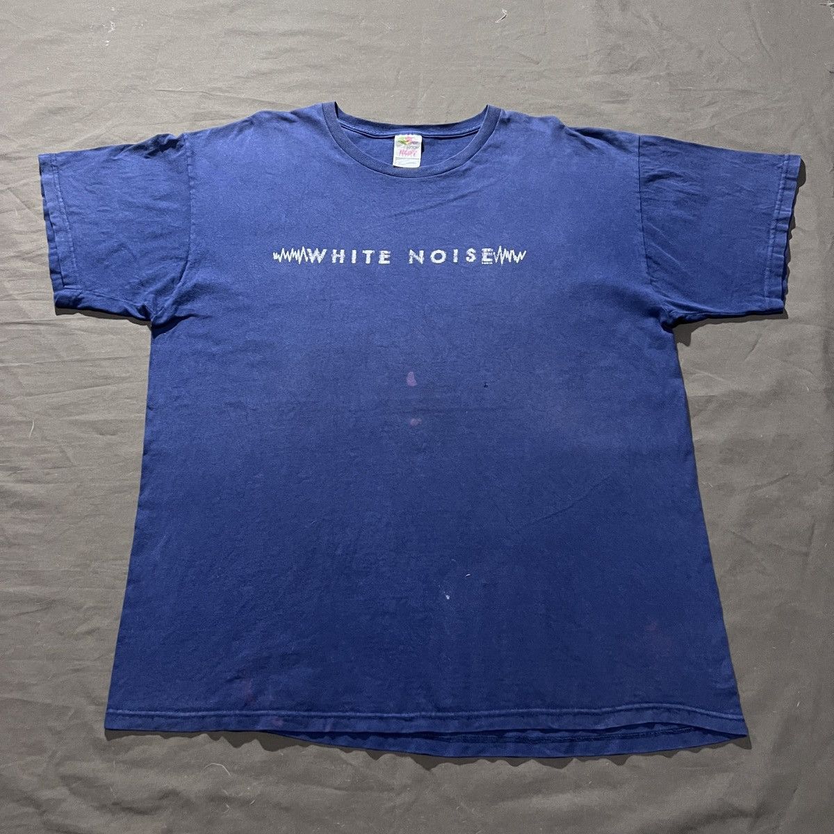 Vintage Vintage Y2K White Noise Horror Movie Promo Tee XL Faded Size US XL / EU 56 / 4 - 2 Thumbnail