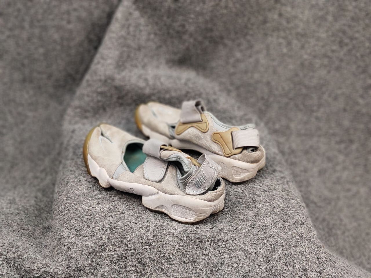 Nike Vintage Nike Air Rift Japan Split Tab Running Shoes Sneaker Size US 5 / EU 37 - 6 Thumbnail