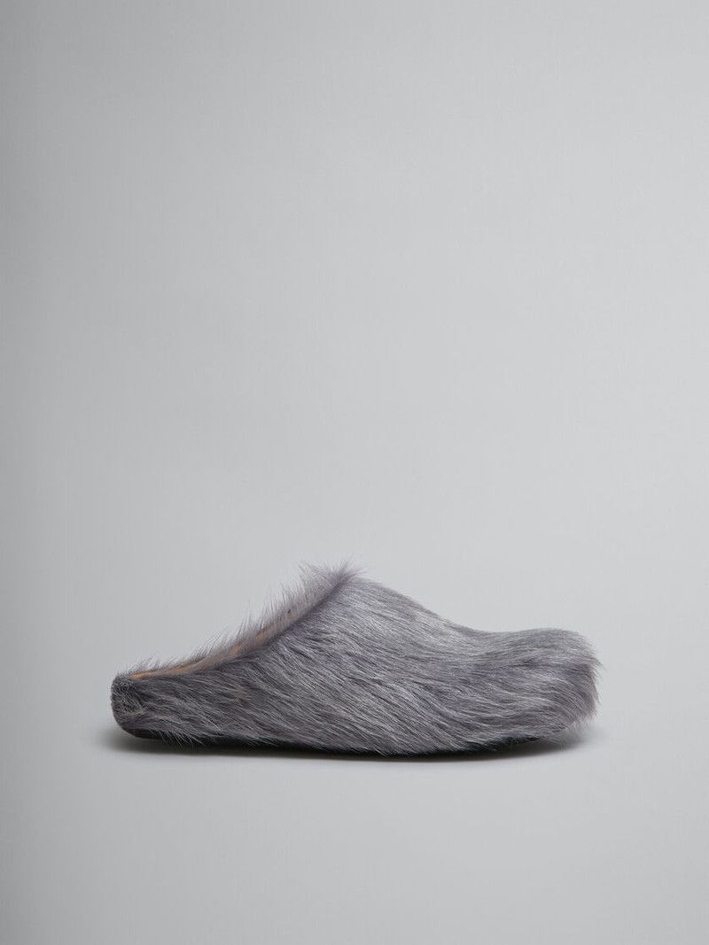 Marni o1f1d3z0526 Long-Haired Calfskin Fussbett Sabot in Grey Size US 12 / EU 45 - 1 Thumbnail