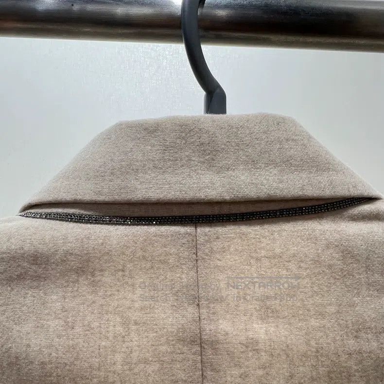Brunello Cucinelli Brunello Cucinelli Beaded lapel wool blazer Size M / US 6-8 / IT 42-44 - 7 Thumbnail