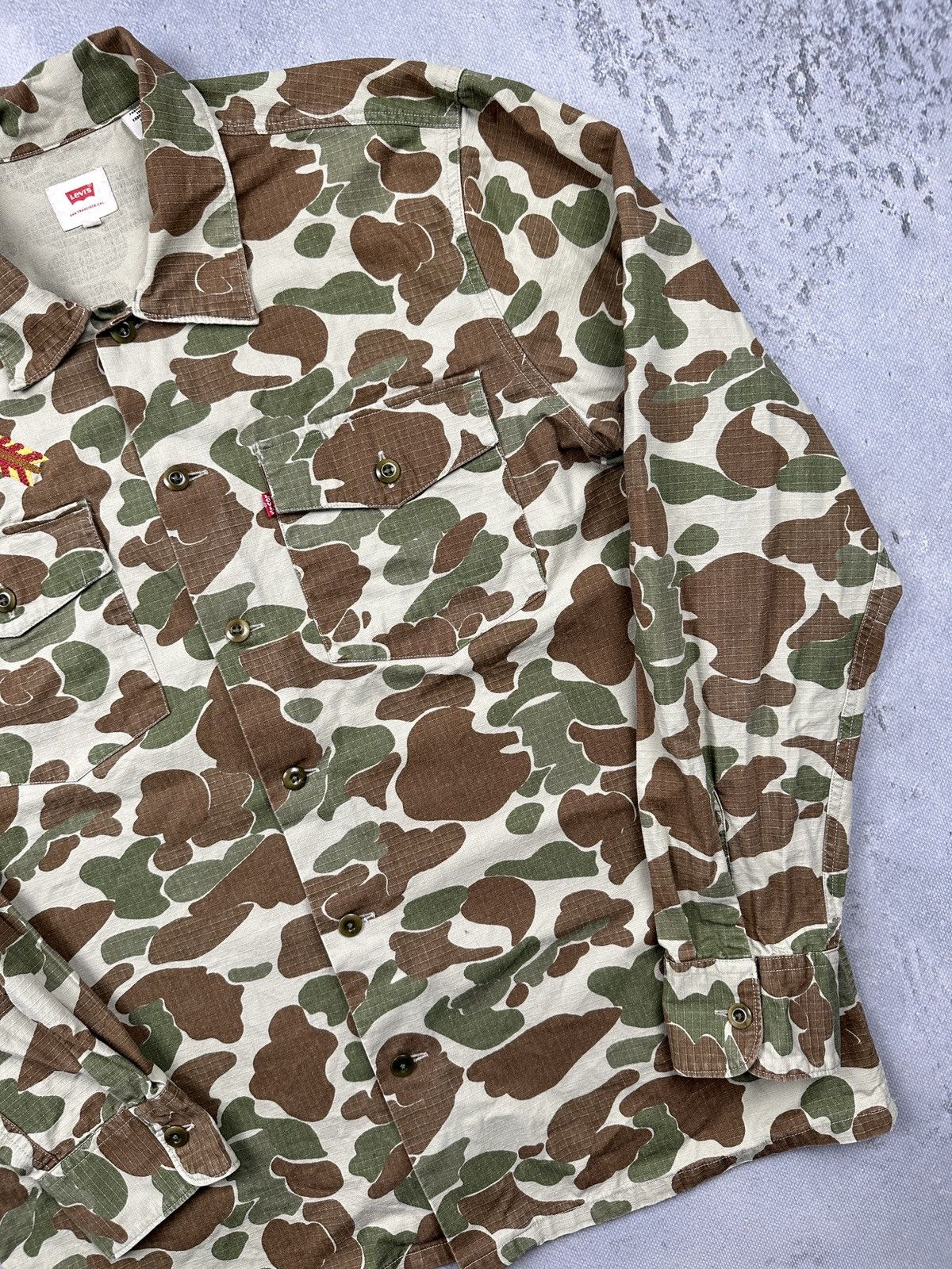 Levi's Vintage Levi’s San Francisco Camo Overshirt Eagle Embroidery Size US L / EU 52-54 / 3 - 5 Thumbnail