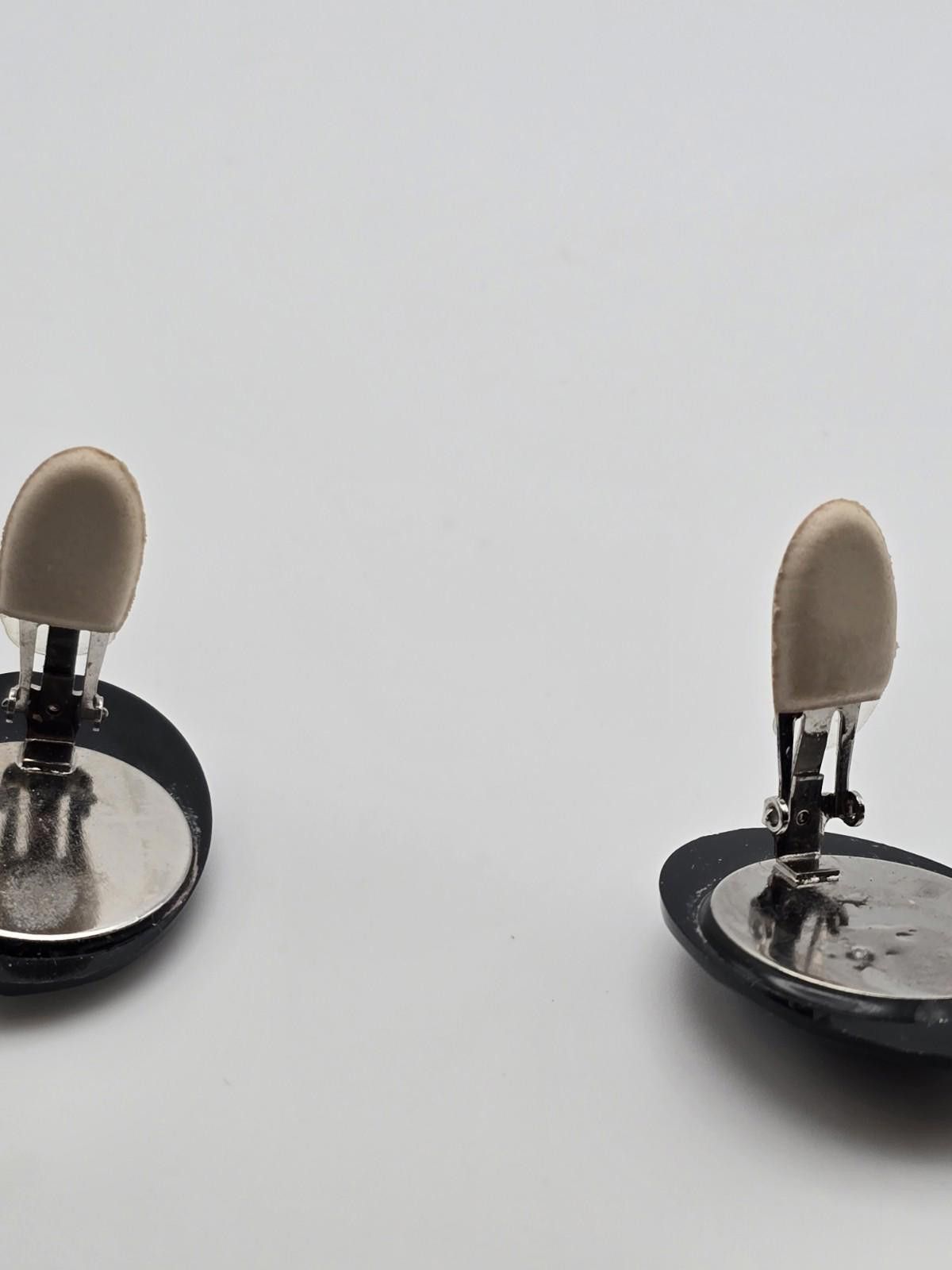 Other Vintage Les Bernard Oval Black Faceted Lucite Clip Earrings Size ONE SIZE - 5 Thumbnail