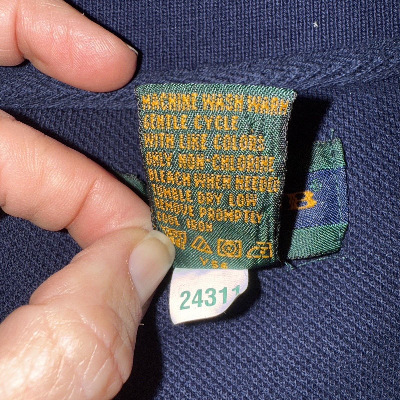 Izod Navy Golf Vest Sz 2XL W/ Merrill Lynch Embroidered EUC Money Size US XXL / EU 58 / 5 - 9 Thumbnail