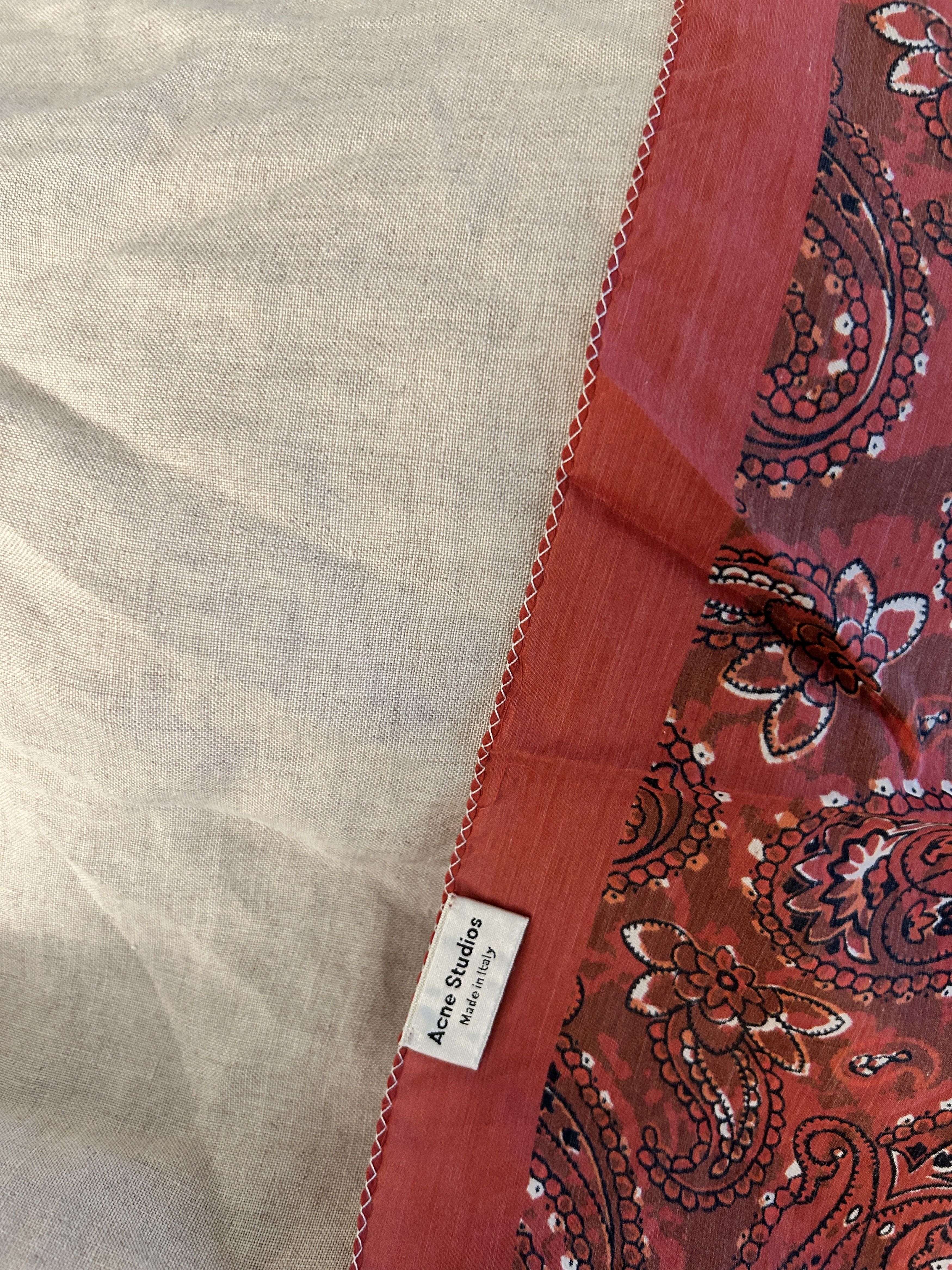 Acne Studios Acne Studios Bandana floral Scarves silk RED Size ONE SIZE - 3 Thumbnail