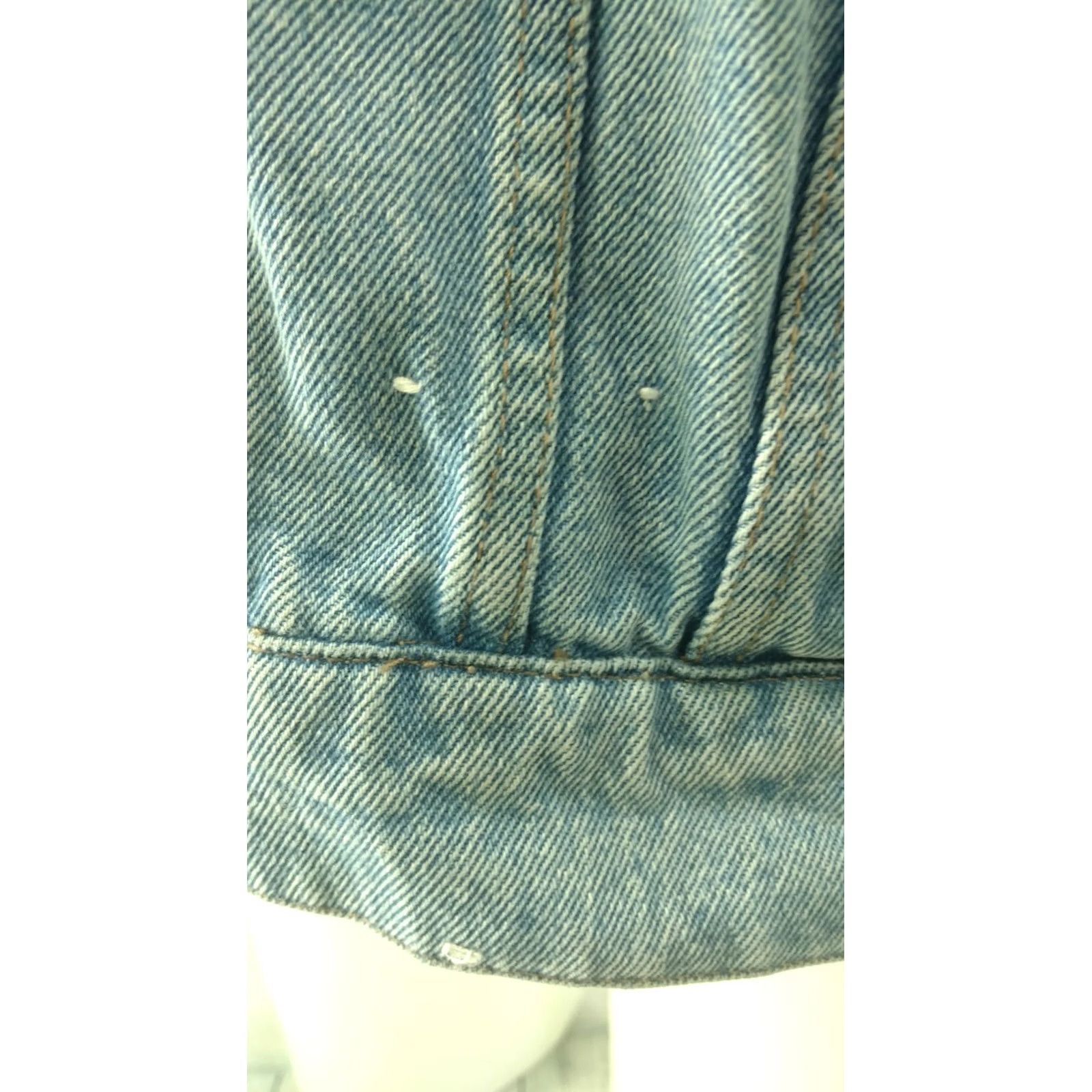 Wrangler Wrangler Hero Men's Classic Denim Jean Jacket Size Large Trucker, Blue, Button Closure, 100% Cotton Denim, Regular Fit, Hip Length, Vintage: No Size US 33 - 4 Thumbnail