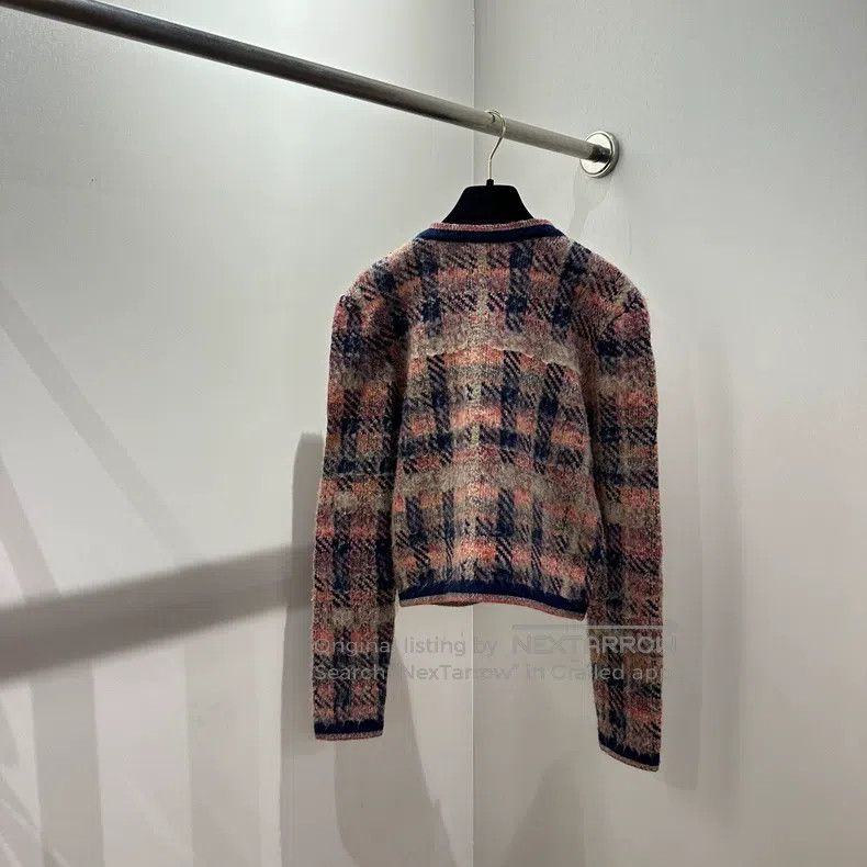 Chanel Chanel Color-matched plaid diamond buckle cashmere cardiga Size XS / US 0-2 / IT 36-38 - 2 Thumbnail