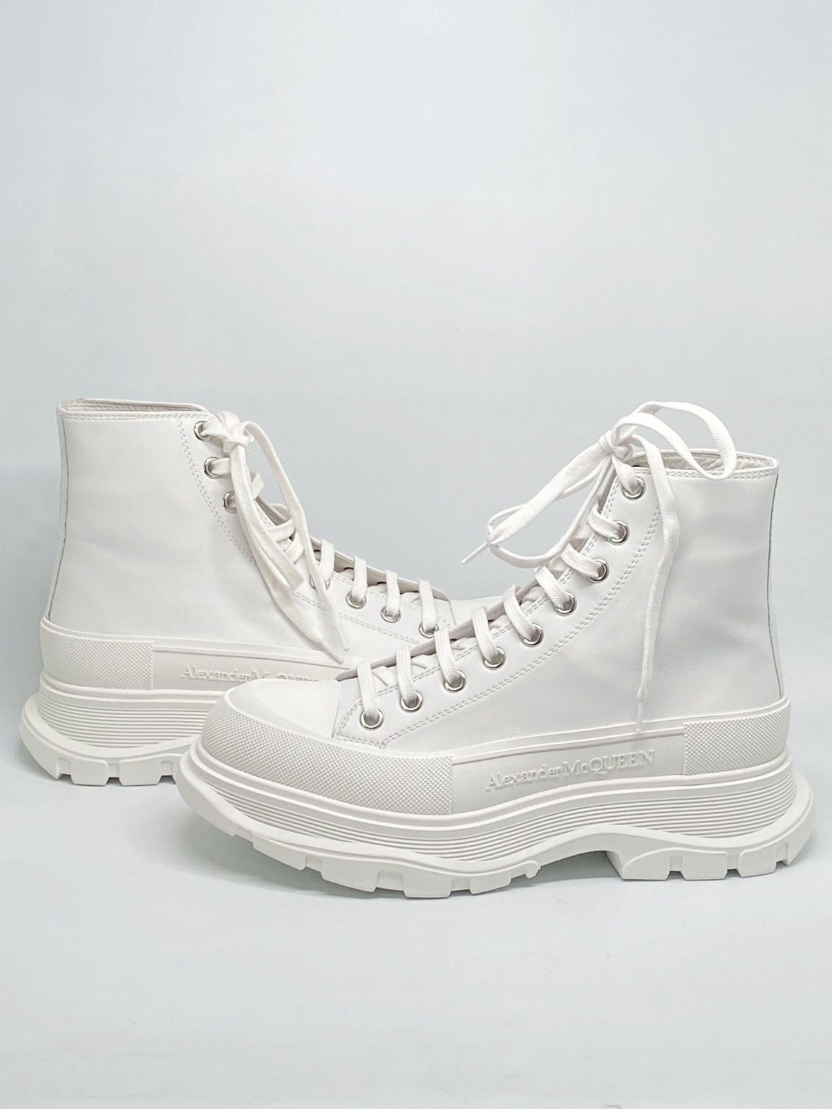 Alexander McQueen Alexander McQueen Tread Slick Leather Boot size 41/us size 8 Size US 8 / EU 41 - 10 Thumbnail