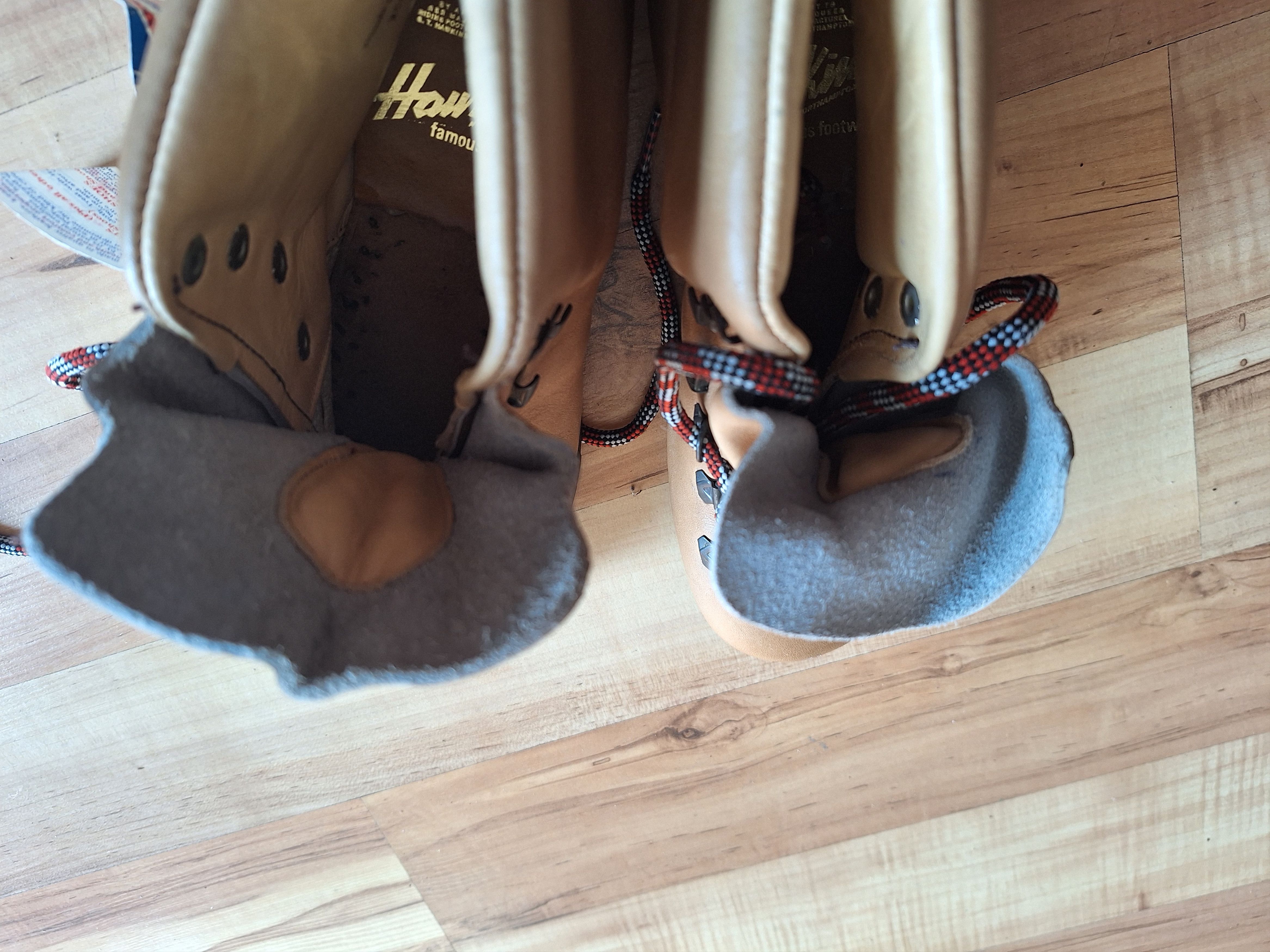 Other Vintage Hawkins of England Hiking Boots - Vibram Sole - UK 4 Size US 7 / IT 37 - 7 Thumbnail