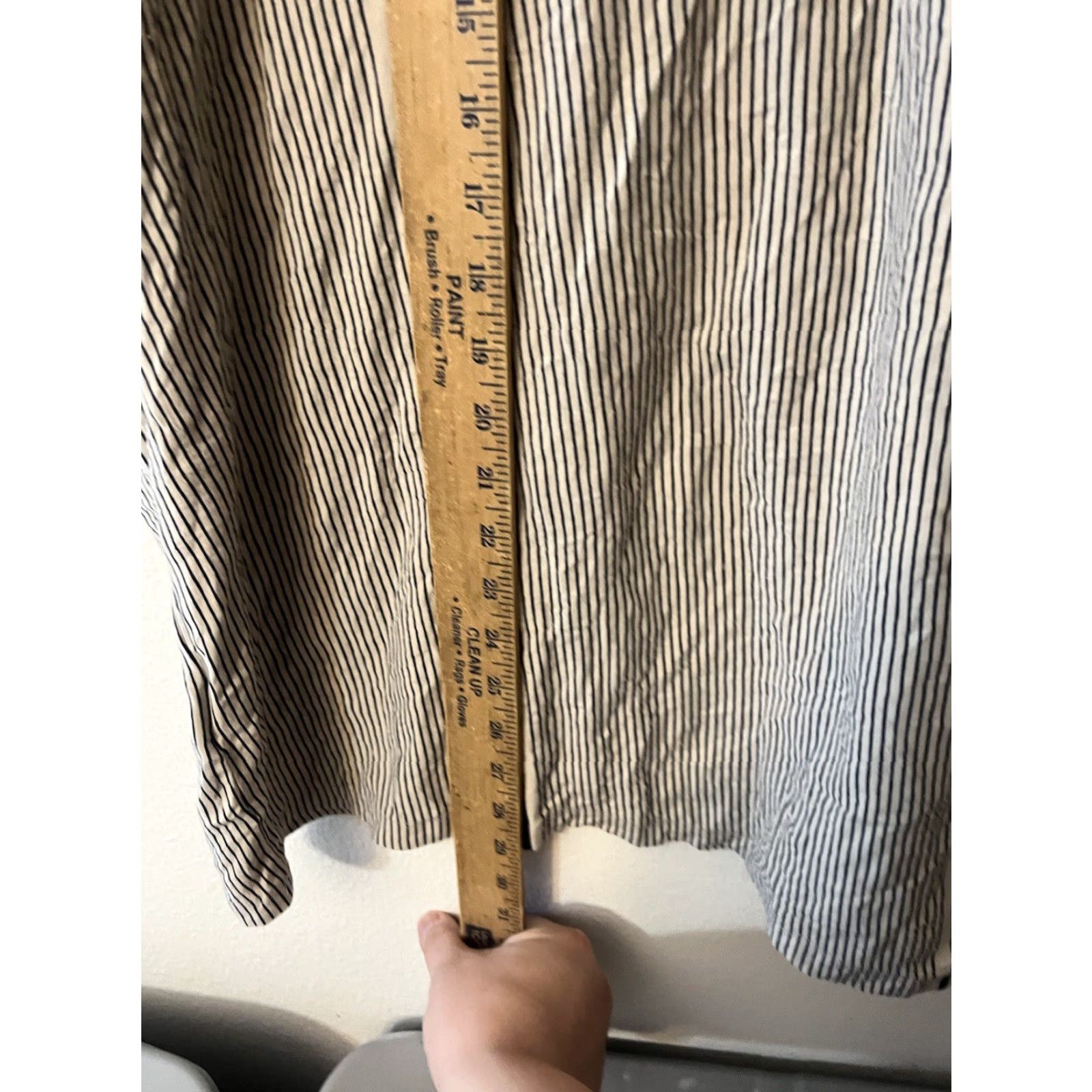 Express Express Polo Shirt Mens XL Brown Striped Pima Short Sleeve 1/4 Zip Beige Cotton 100% Regular Size US XL / EU 56 / 4 - 4 Thumbnail