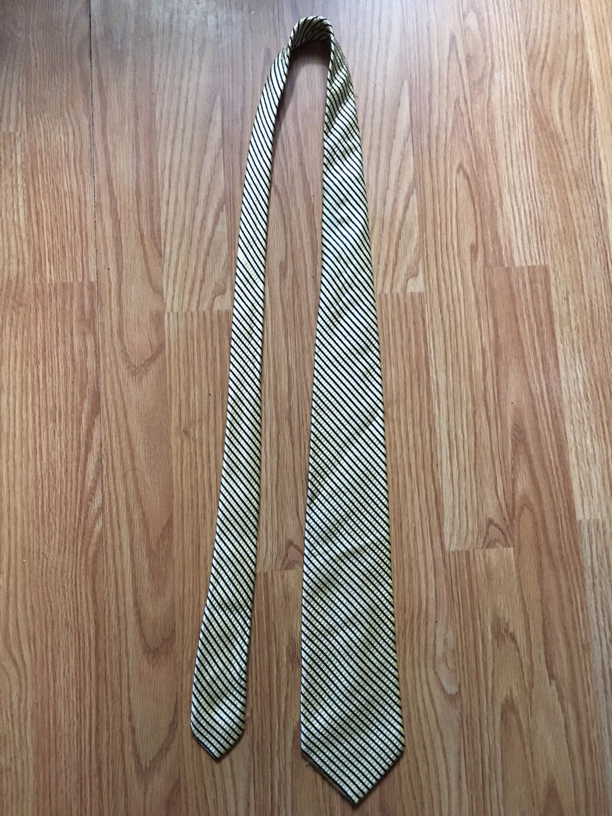 Valentino VALENTINO Cravatte Italy Gold Designer Striped Silk Mens Tie Size ONE SIZE - 8 Thumbnail