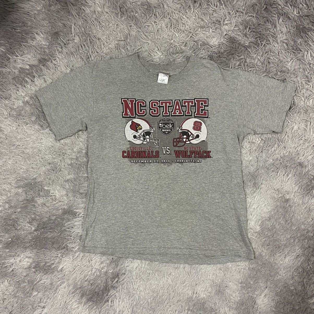 Soffe NC state Lousville cardinals vs. Nc state wolfpack football Size US M / EU 48-50 / 2 - 1 Thumbnail
