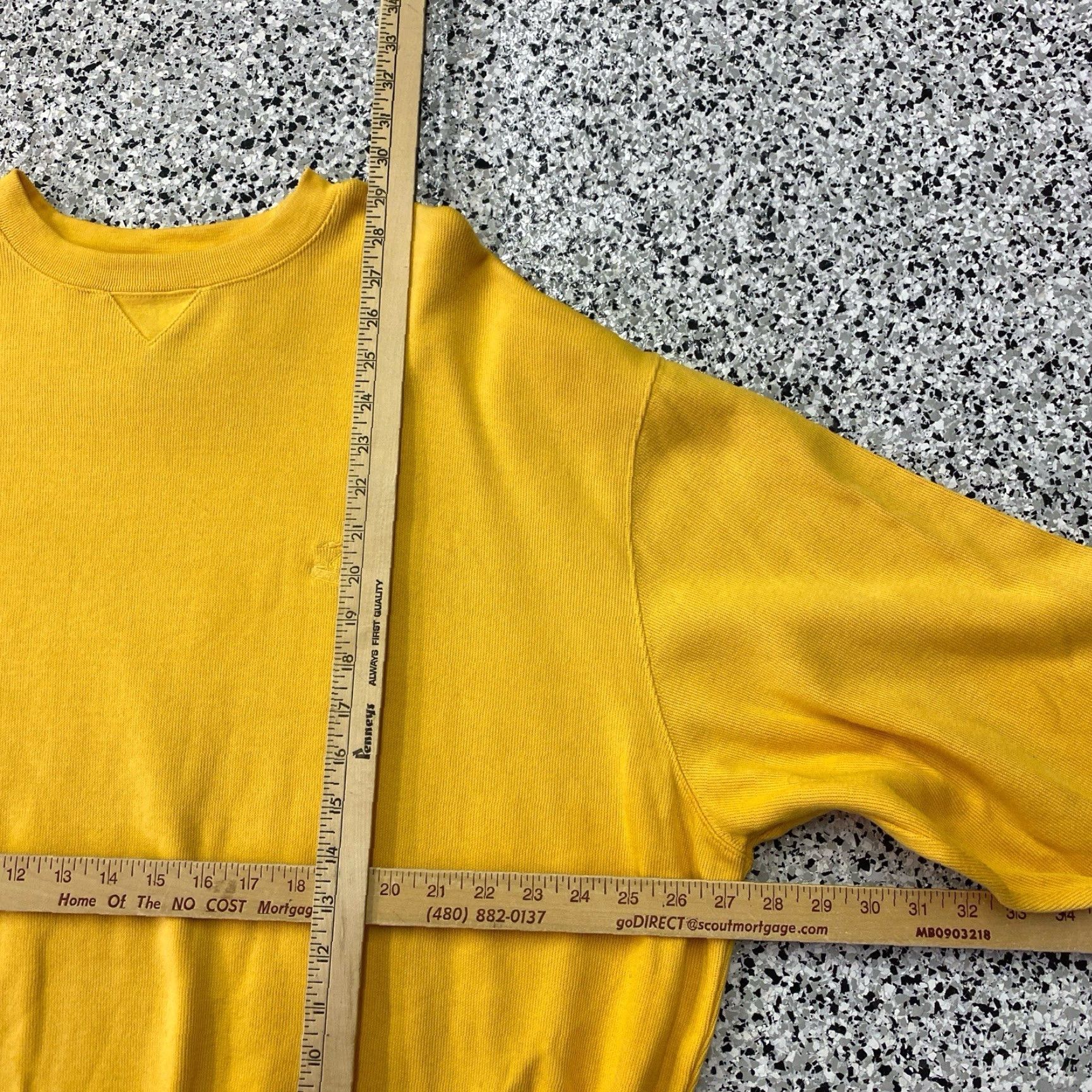 Faconnable VINTAGE Faconnable Yellow Crewneck Heavyweight Sweatshirt Mens XL Size US XL / EU 56 / 4 - 3 Thumbnail