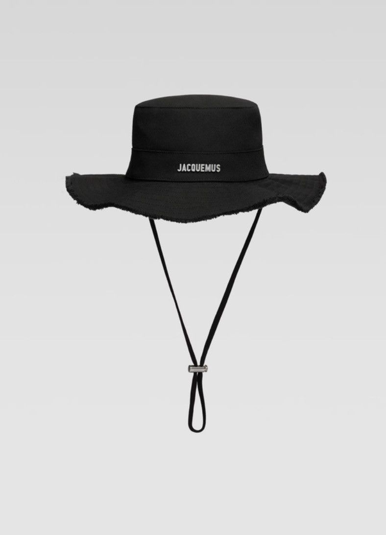 image of Jacquemus Le Bob Bucket Hat in Black, Women's