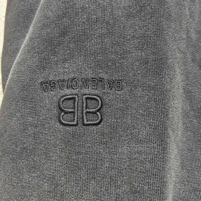Balenciaga Balenciaga size XS Mock Two-Piece Sweater Casual Washed Sw Size US 27 - 4 Thumbnail