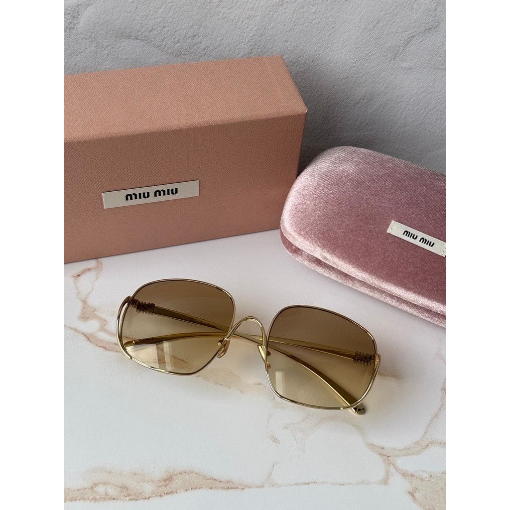 Miu Miu NEW Miu Miu MU A57S Oversized Sunglasses in Gold Brown $637 Size ONE SIZE - 2 Thumbnail