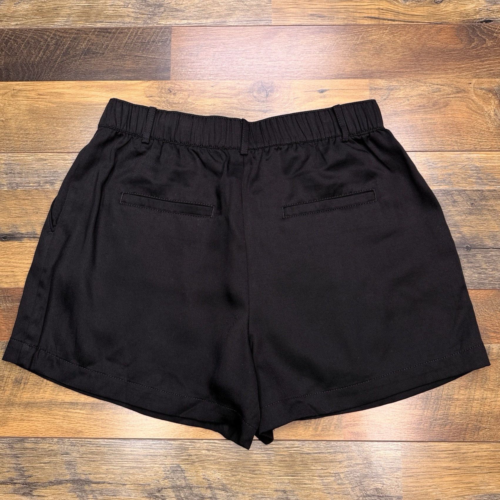 Loft Loft Paperbag Shorts Womens 6 Black High Rise Stretch Pleated Elastic Waist New Size 28" / US 6 / IT 42 - 2 Thumbnail