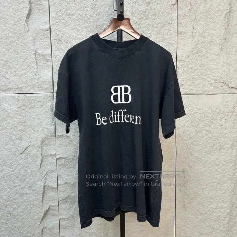 Balenciaga Balenciaga Black short-sleeve, size XS Size US XS / EU 42 / 0 - 1 Thumbnail