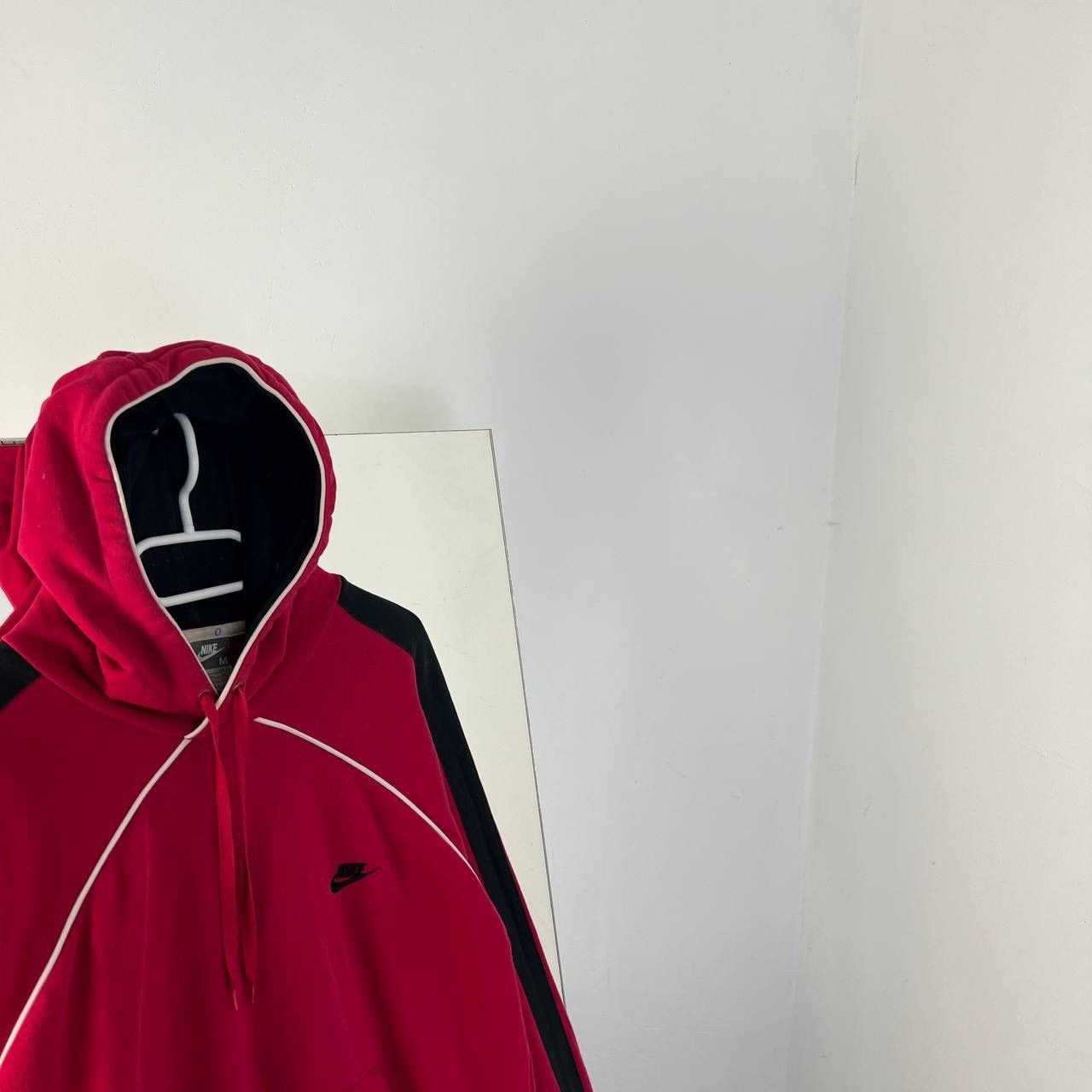 Nike Vintage Y2K Nike Mini Logo Baggy Hoodie Size US M / EU 48-50 / 2 - 2 Thumbnail