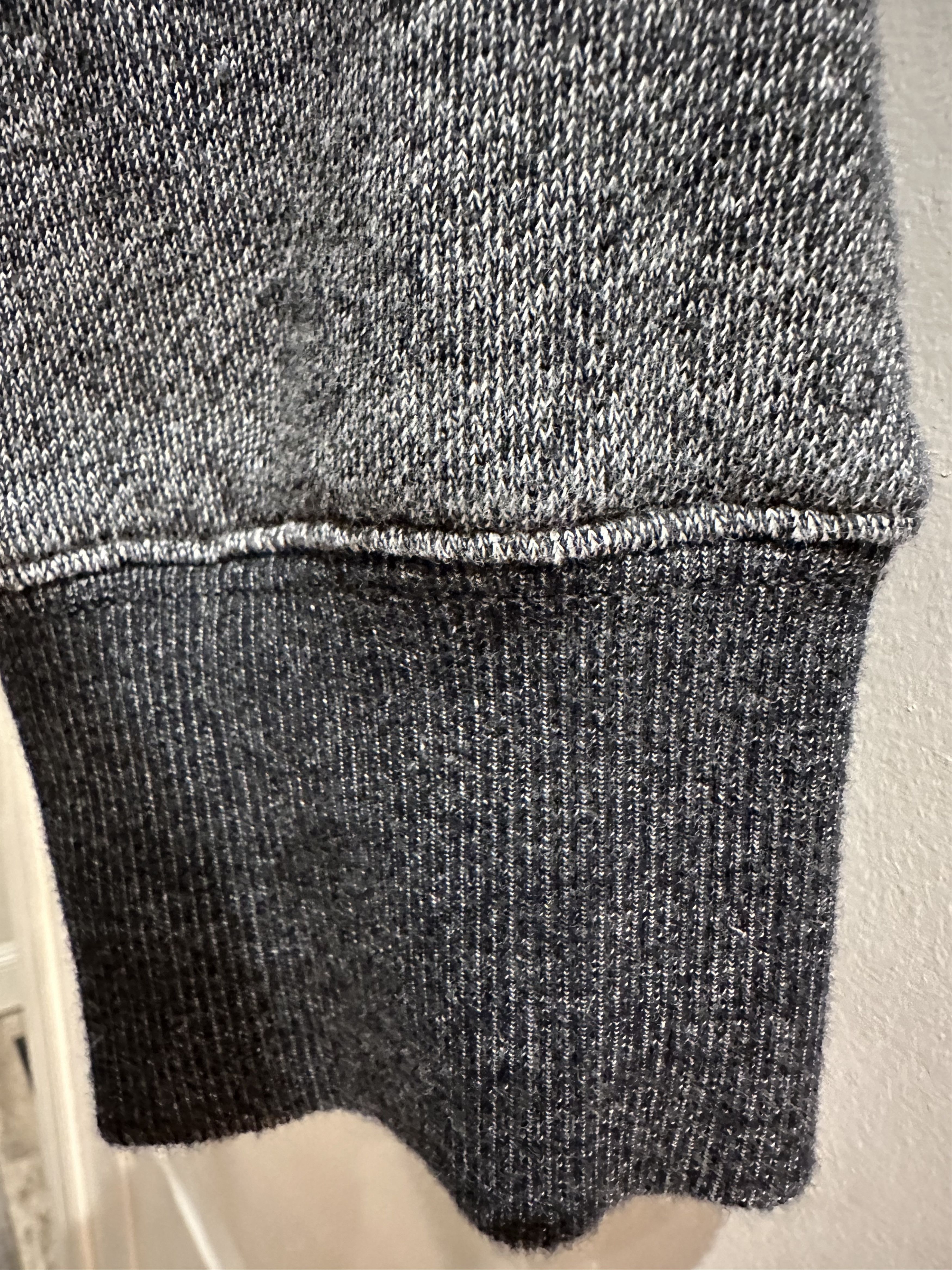 H&M H&M Men's Crew Neck Sweater - Size Large, Long Sleeve Size US L / EU 52-54 / 3 - 9 Thumbnail