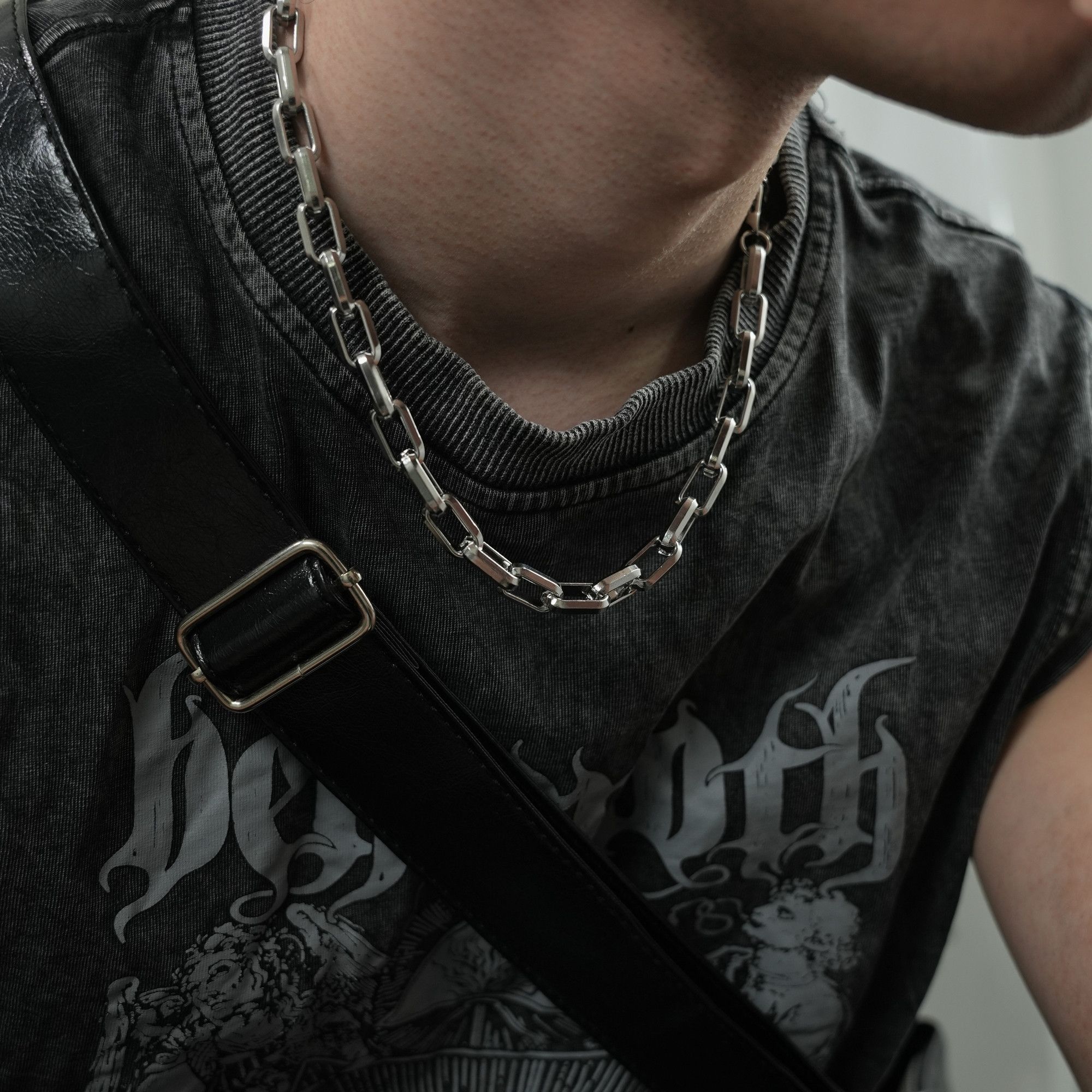 Other Crazy STEAL! Y2K Chains Necklace Chain Size ONE SIZE - 1 Thumbnail