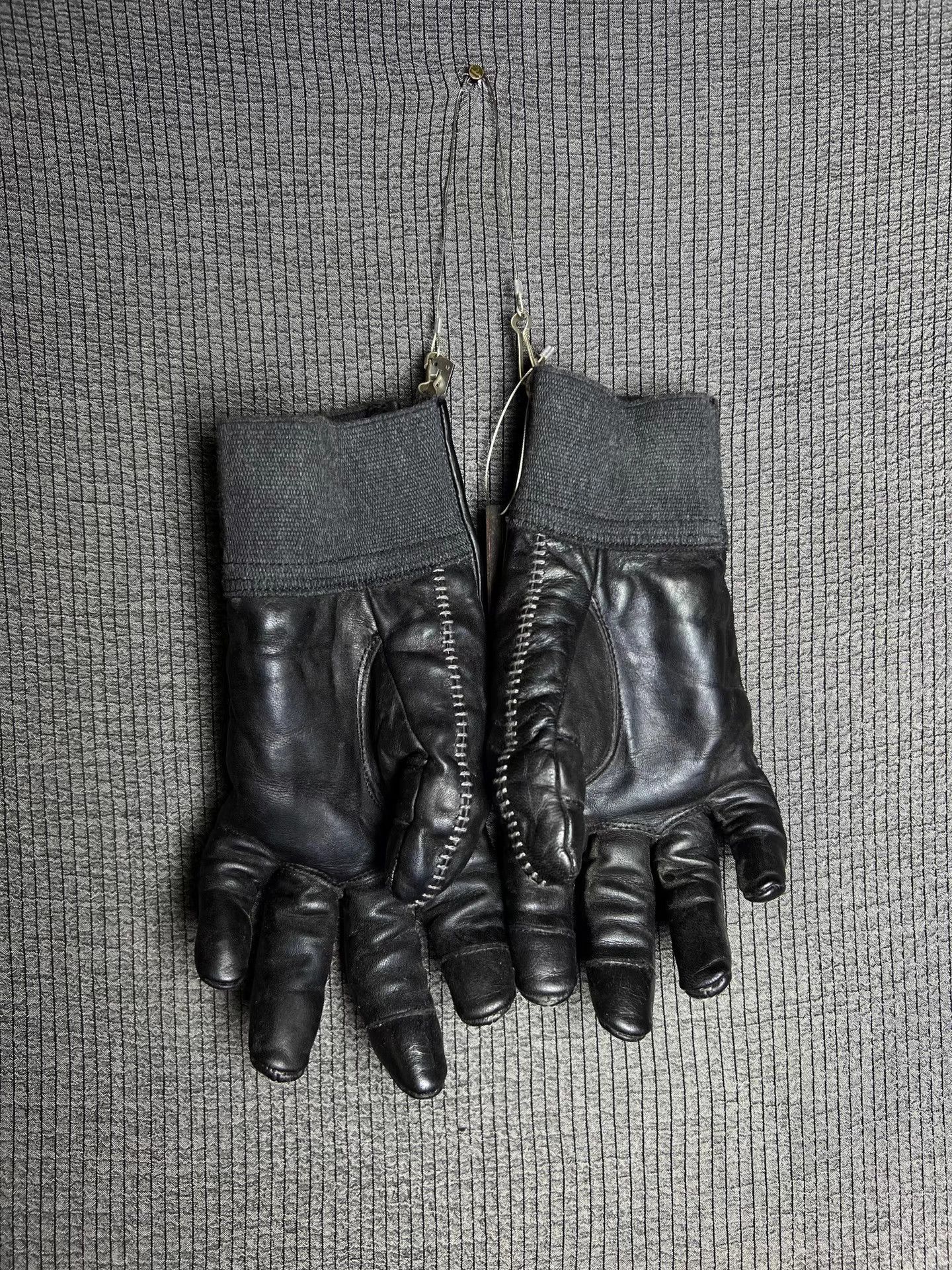 D.Hygen D.HYGEN avant-garde horsehide zip gloves Size ONE SIZE - 1 Thumbnail