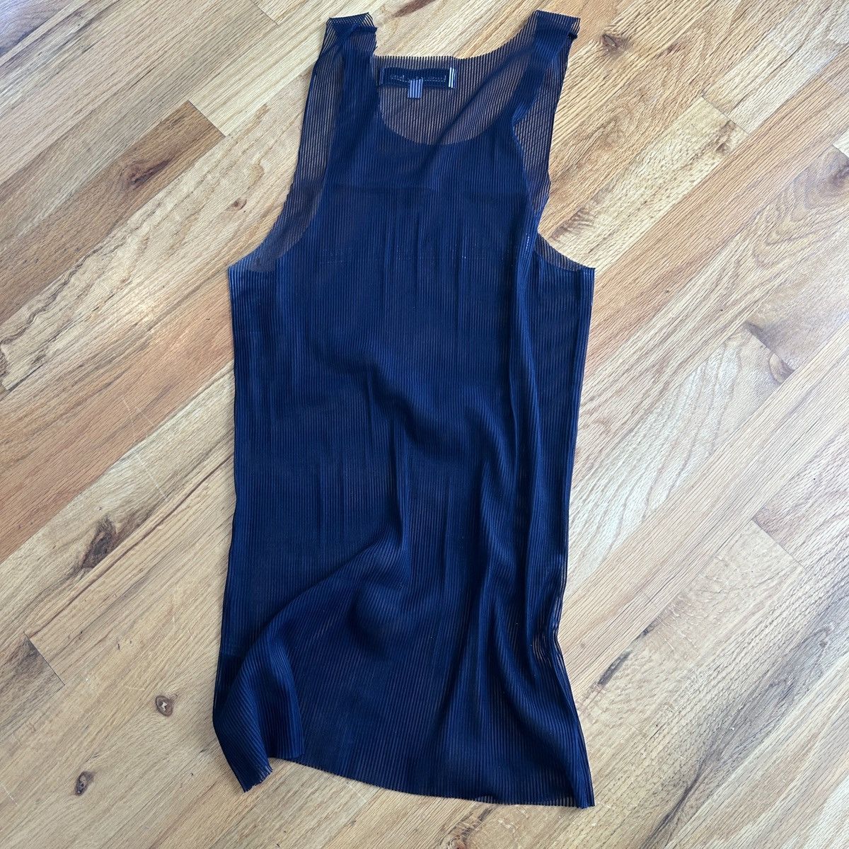 Ludovic De Saint Sernin Ludovic De Saint Sernin navy sheet/ribbed tank top Size US XS / EU 42 / 0 - 4 Thumbnail