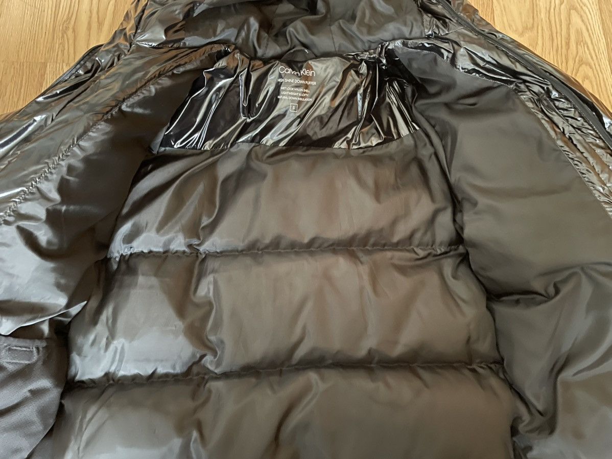 Calvin Klein Calvin Klein High Shine Down Puffer Jacket – Size S Size US S / EU 44-46 / 1 - 7 Thumbnail