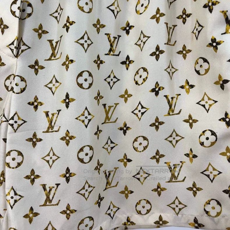 Louis Vuitton Louis Vuitton Presbyopia full print silk shorts Size US 40 / EU 56 - 6 Thumbnail