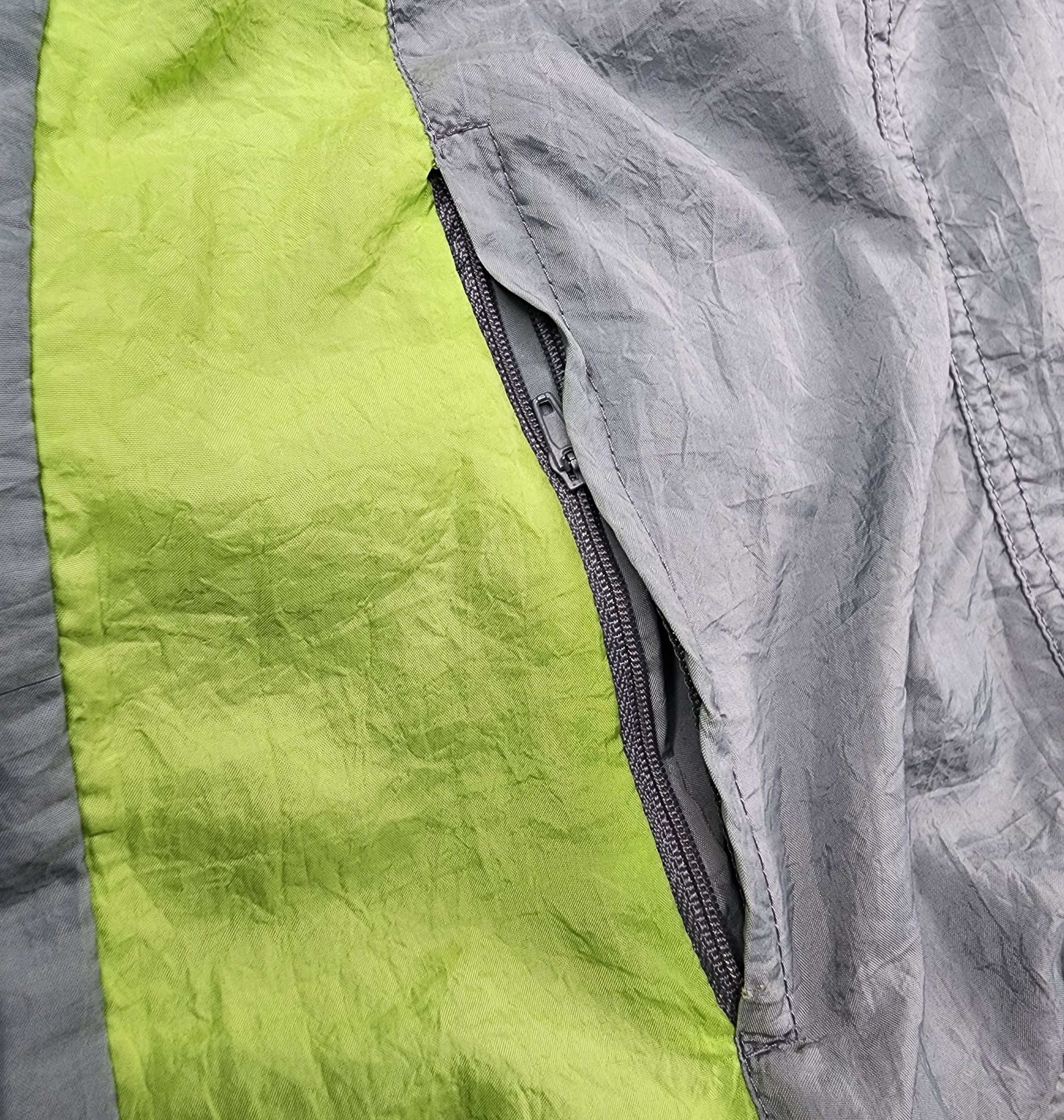 Puma Vintage PUMA 1/2 zipper windbreaker hoodied jacket Size US S / EU 44-46 / 1 - 5 Thumbnail