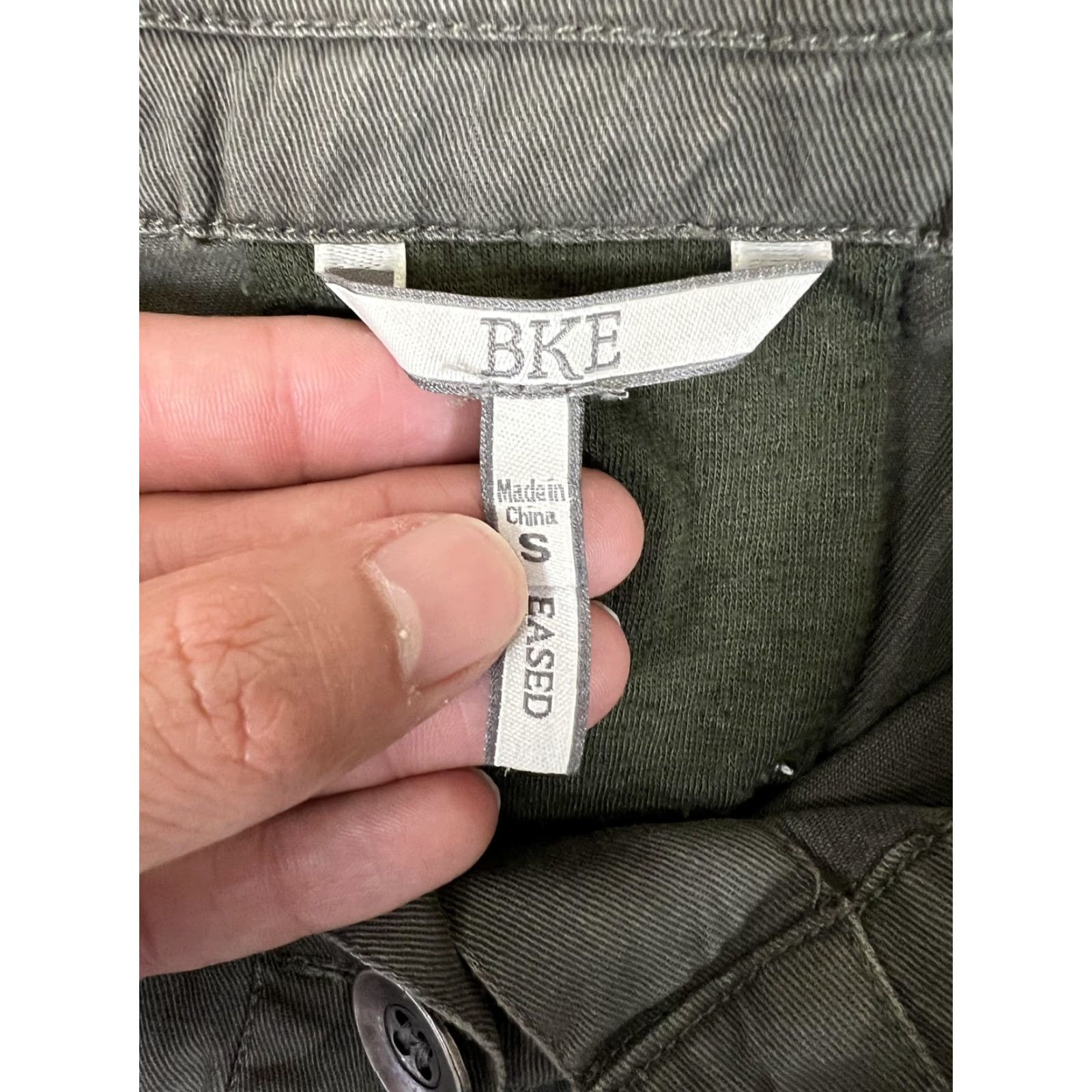 Vintage BKE Buckle Women's Button Front Shirt Small Green Military Twill Pockets Utility Size S / US 4 / IT 40 - 3 Thumbnail