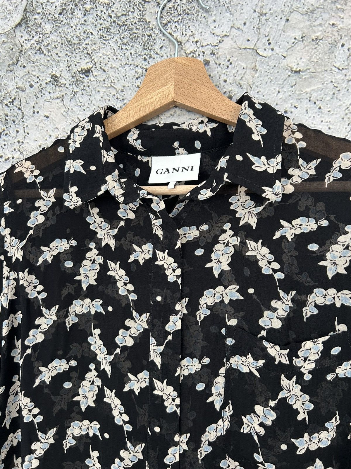 Ganni Ganni Viscose Flowers Shirt Avant Garde Grunge Laternative Size XS / US 0-2 / IT 36-38 - 3 Thumbnail