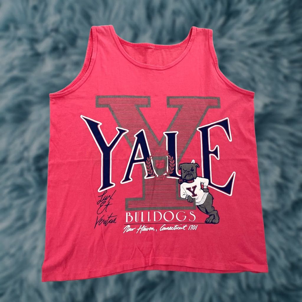 Pinko VINTAGE Yale University Bulldogs Shirt Adult L Pink Tank Top Big Graphic 90s Logo University College 90s Mens Size US L / EU 52-54 / 3 - 1 Thumbnail