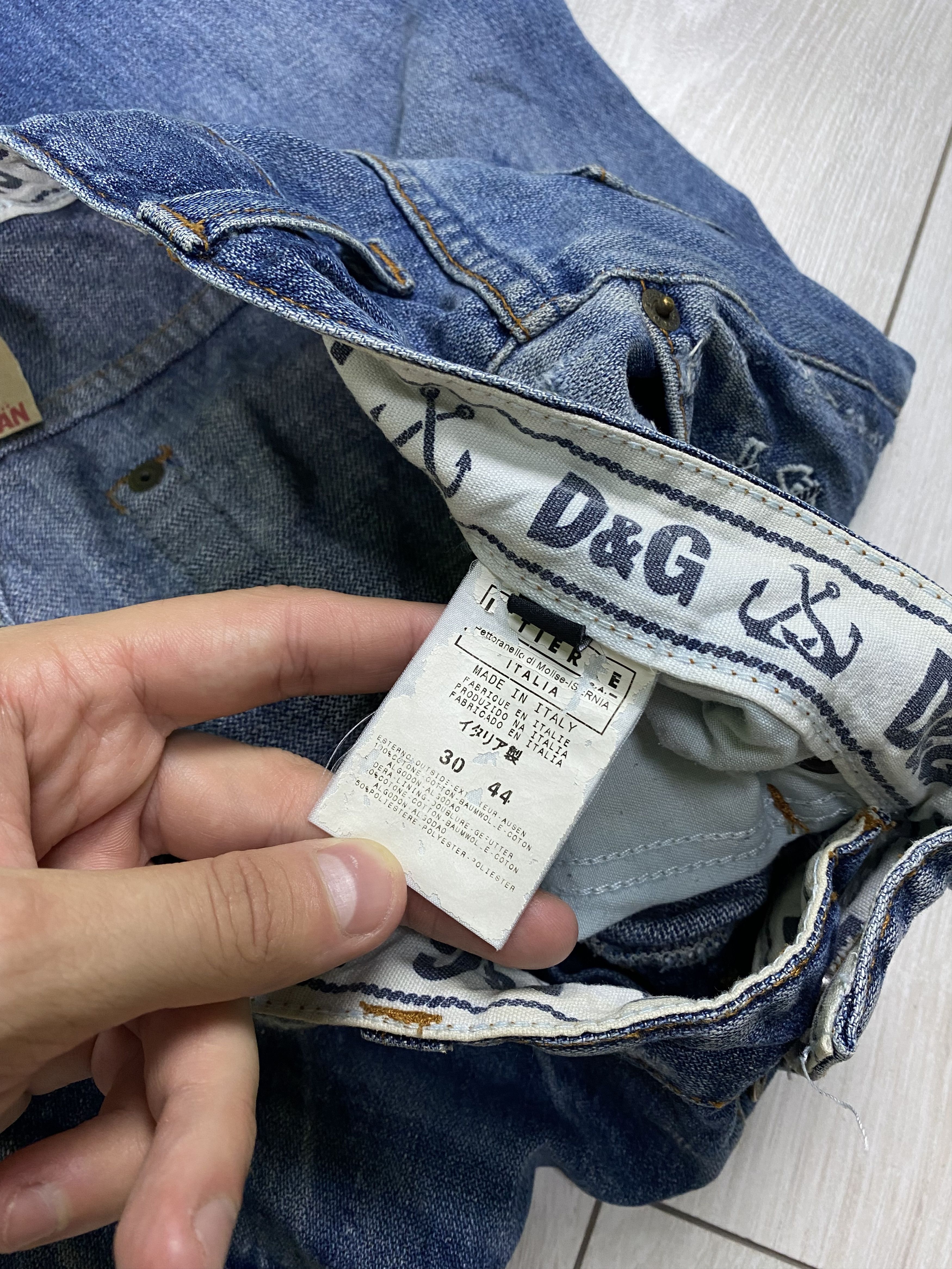 Dolce & Gabbana Vintage Dolce & Gabbana marina yachting distressed jeans Size US 30 / EU 46 - 11 Thumbnail