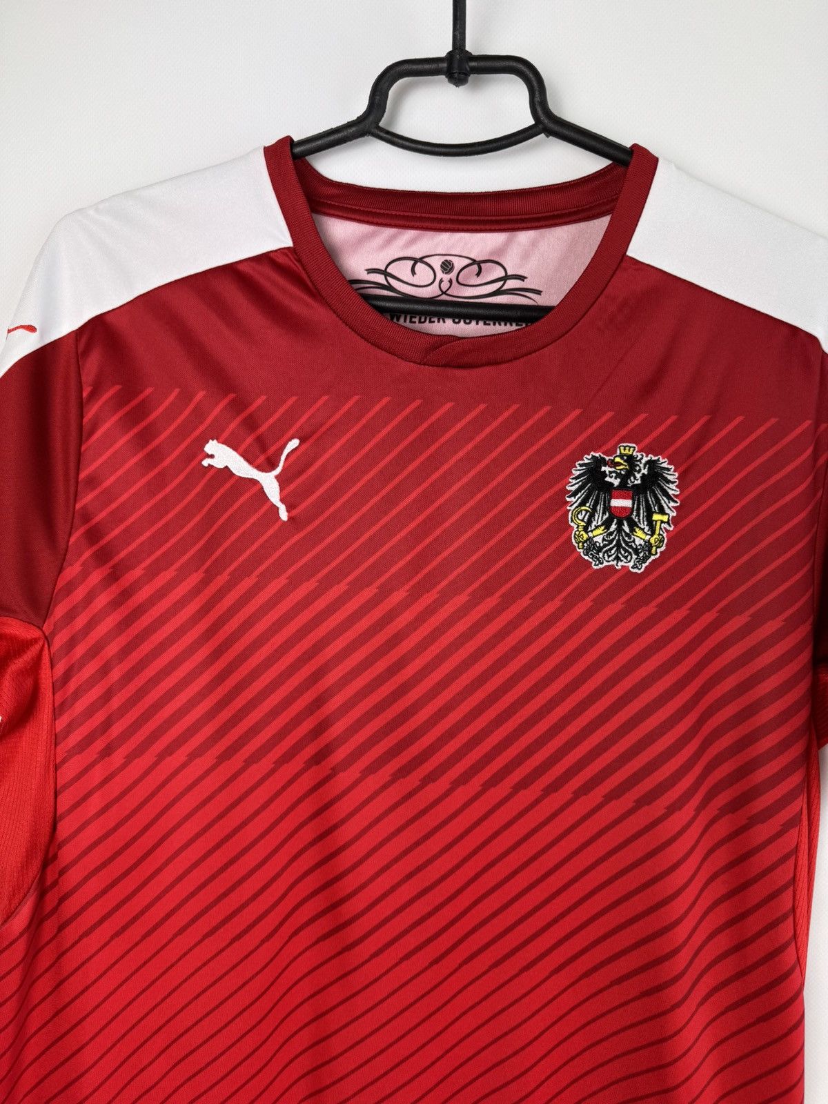 Puma Austria 2016 2017 Home Football Shirt Soccer Jersey Puma Size US M / EU 48-50 / 2 - 3 Thumbnail