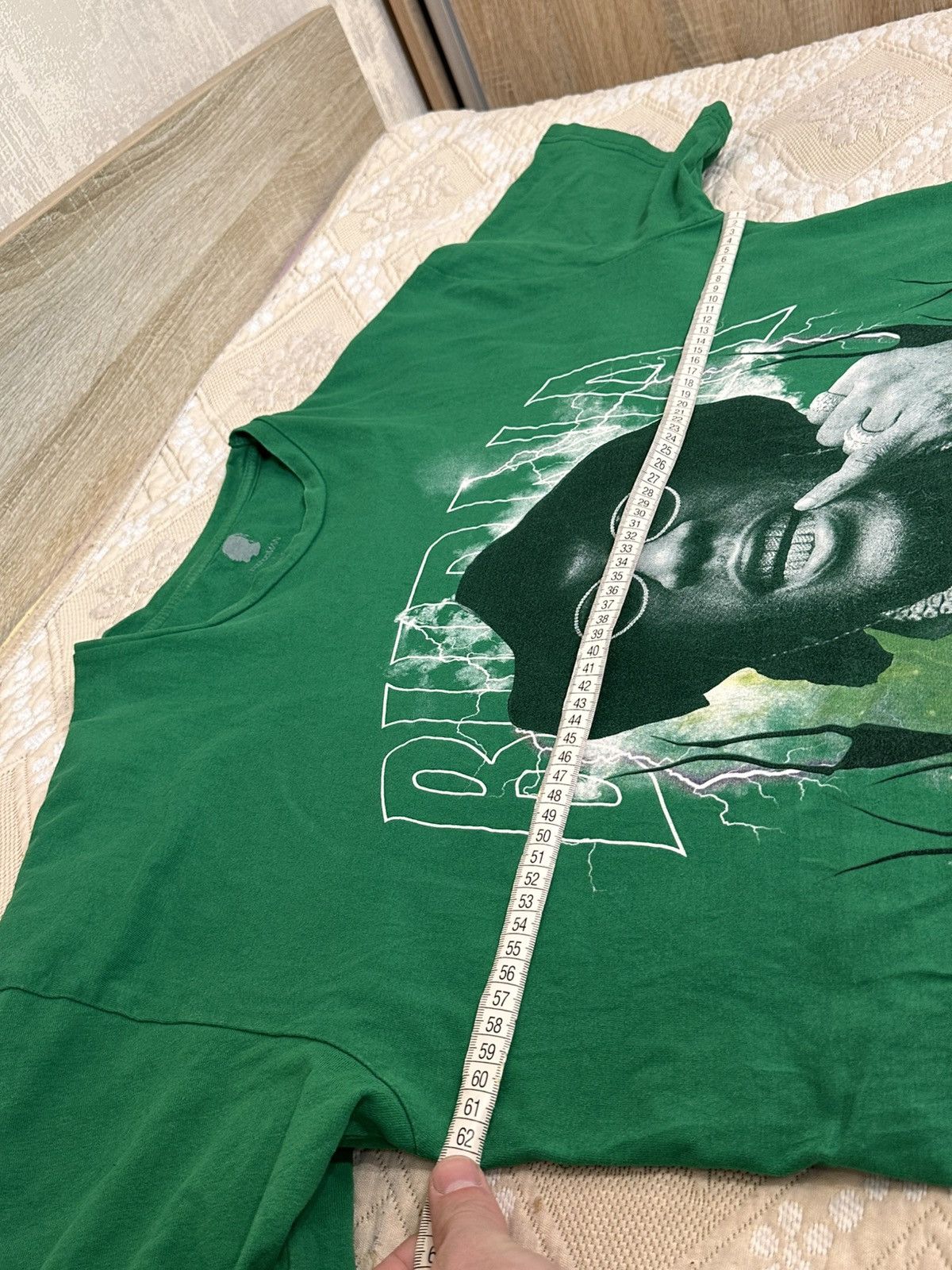 Boohoo 🔥 Burna Boy x boohooMAN Twice As Tall Tour Dates Graphic Tee Size US M / EU 48-50 / 2 - 8 Thumbnail