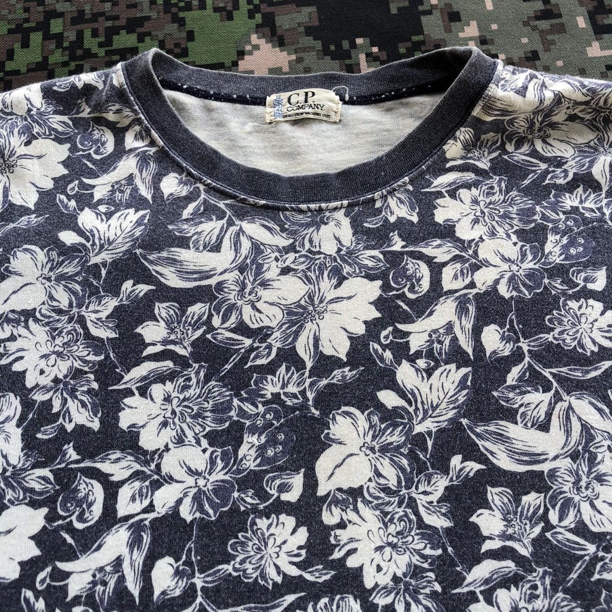 Vtg C.p. Company Floral Tshirt