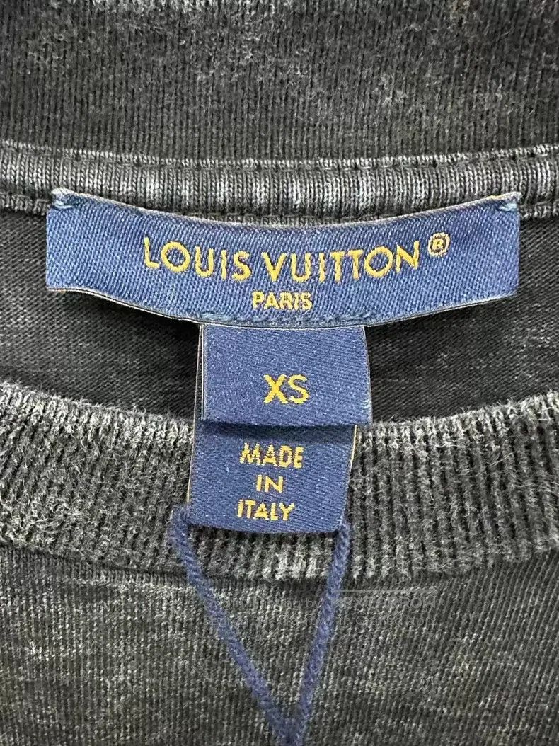 Louis Vuitton Louis Vuitton Washed Old Curved Hem Short Sleeve Size US XS / EU 42 / 0 - 4 Thumbnail