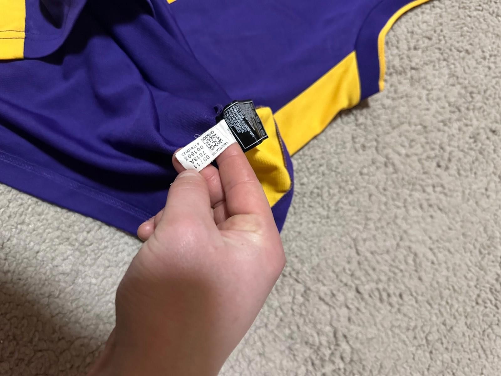 Adidas KOBE BRYANT LOS ANGELES LAKERS JERSEY NBA BASKETBALL ADIDAS Size US M / EU 48-50 / 2 - 6 Thumbnail
