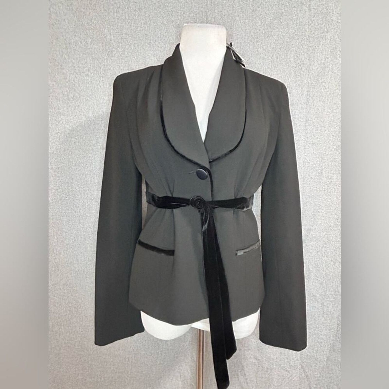 Laundry by Shelli Segal Nwt- Laundry by Shelli Segal- Blazer with velvet piping Size L / US 10 / IT 46 - 1 Thumbnail