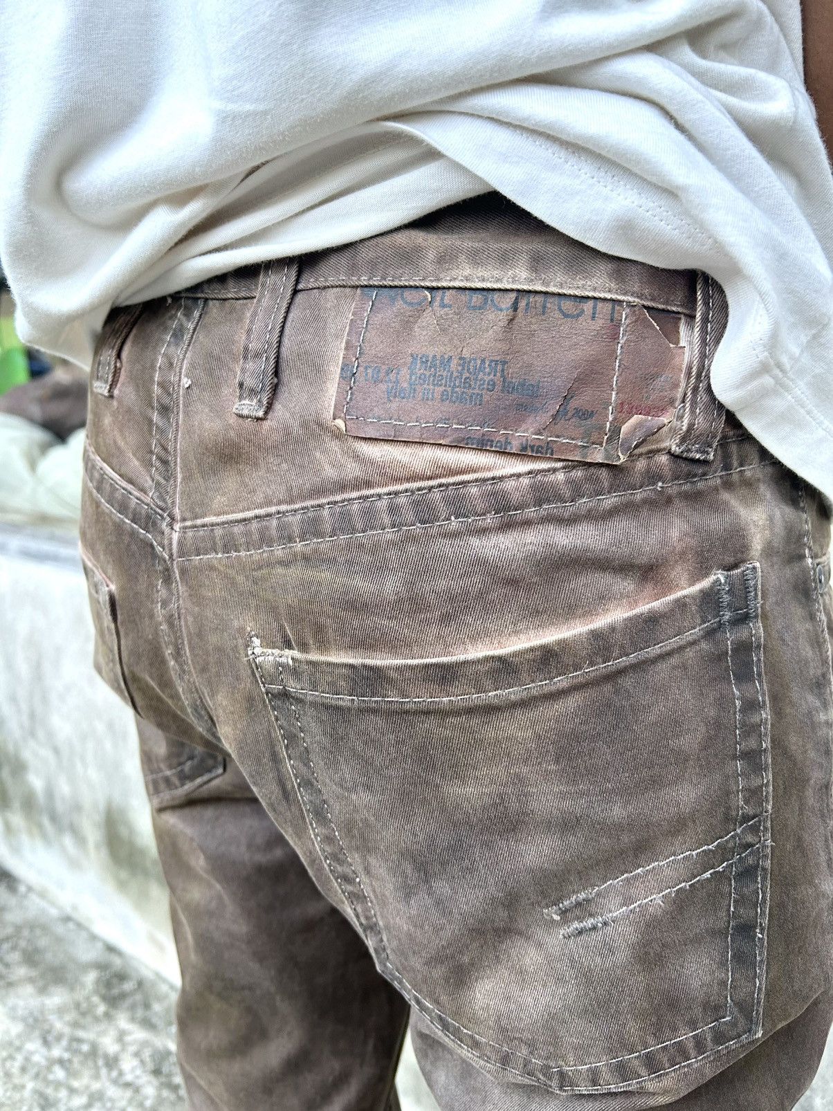 Neil Barrett Vintage Rare Neil Barrett Brown Coated Pants Size US 31 - 6 Thumbnail