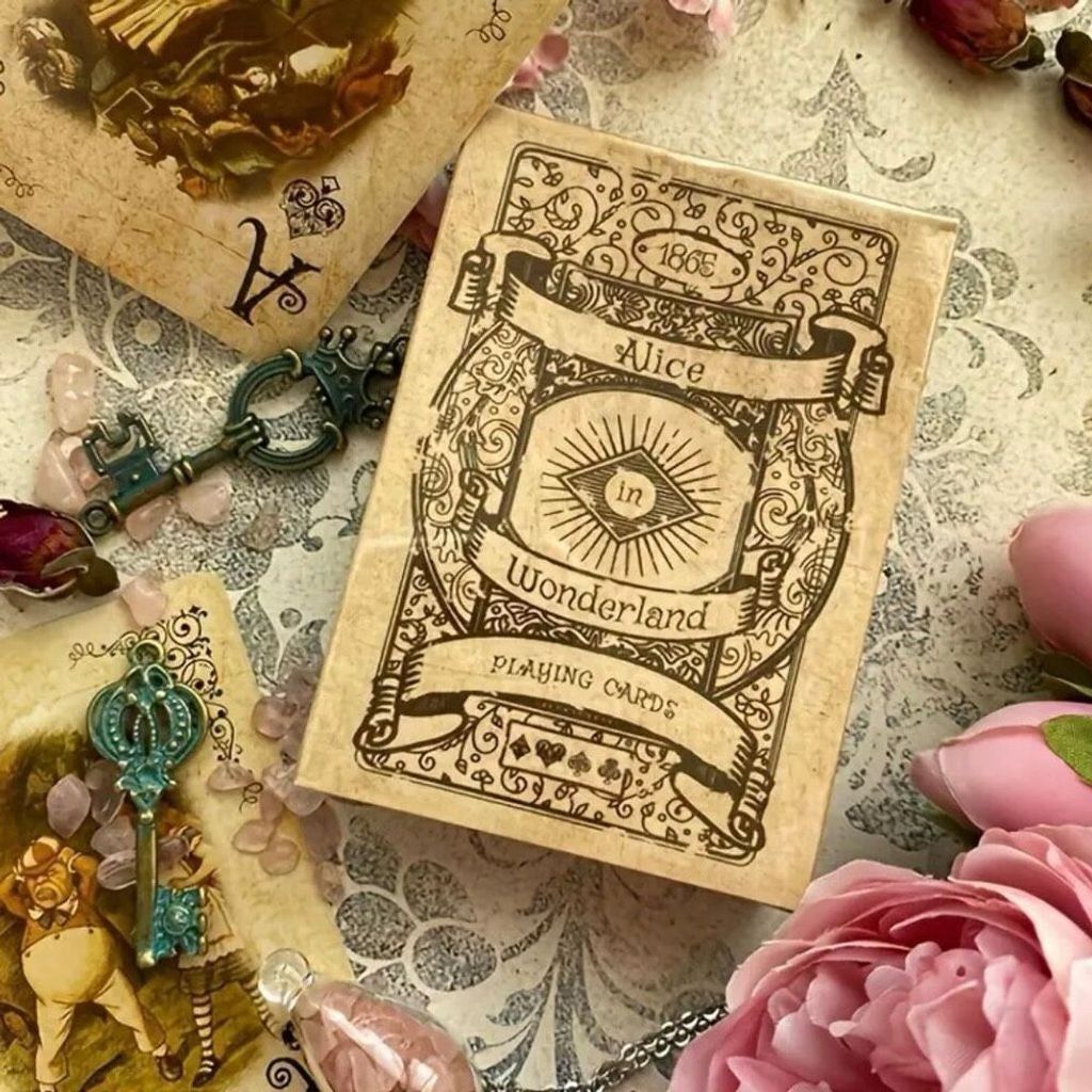 Other Wonderland Playing Cards Vintage Style Poker Game Set New Size ONE SIZE - 4 Thumbnail