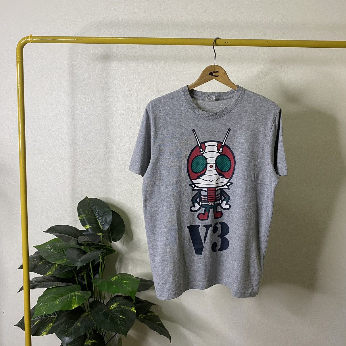 Anime × Japanese Brand × Vintage Vintage Kamen Rider V3 Japanese Tokusatsu TV Series Tee Size US M / EU 48-50 / 2 - 1 Thumbnail
