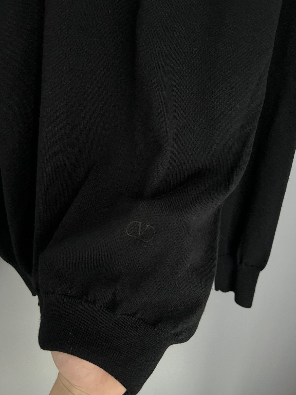 Valentino Vintage Valentino Black Sweater Size US L / EU 52-54 / 3 - 2 Thumbnail