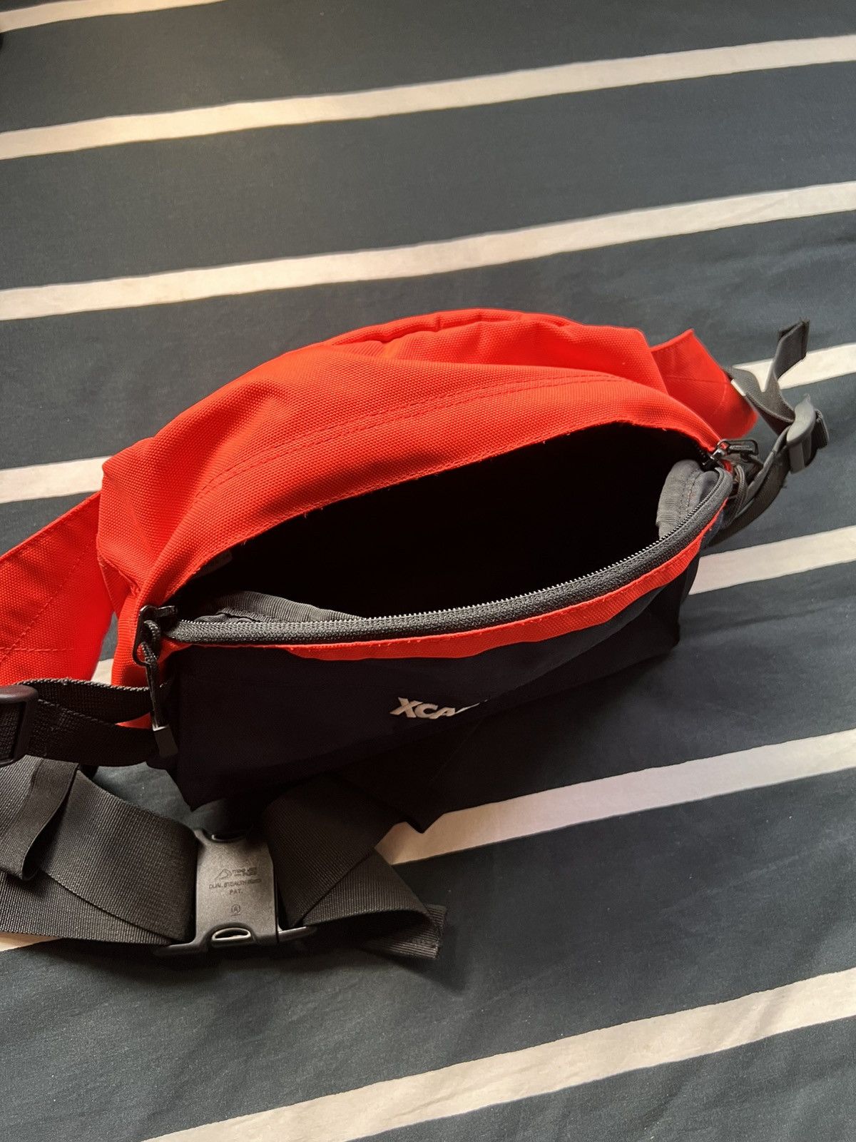 Carrots by Anwar Carrots × Xlarge XLarge X Carrots XCARROTS Shoulder Waist Zipper Bag Size ONE SIZE - 6 Thumbnail