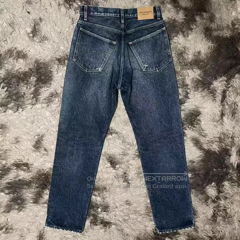Balenciaga Balenciaga Distressed Casual Pocket Denim Pants Size US 30 / EU 46 - 2 Thumbnail