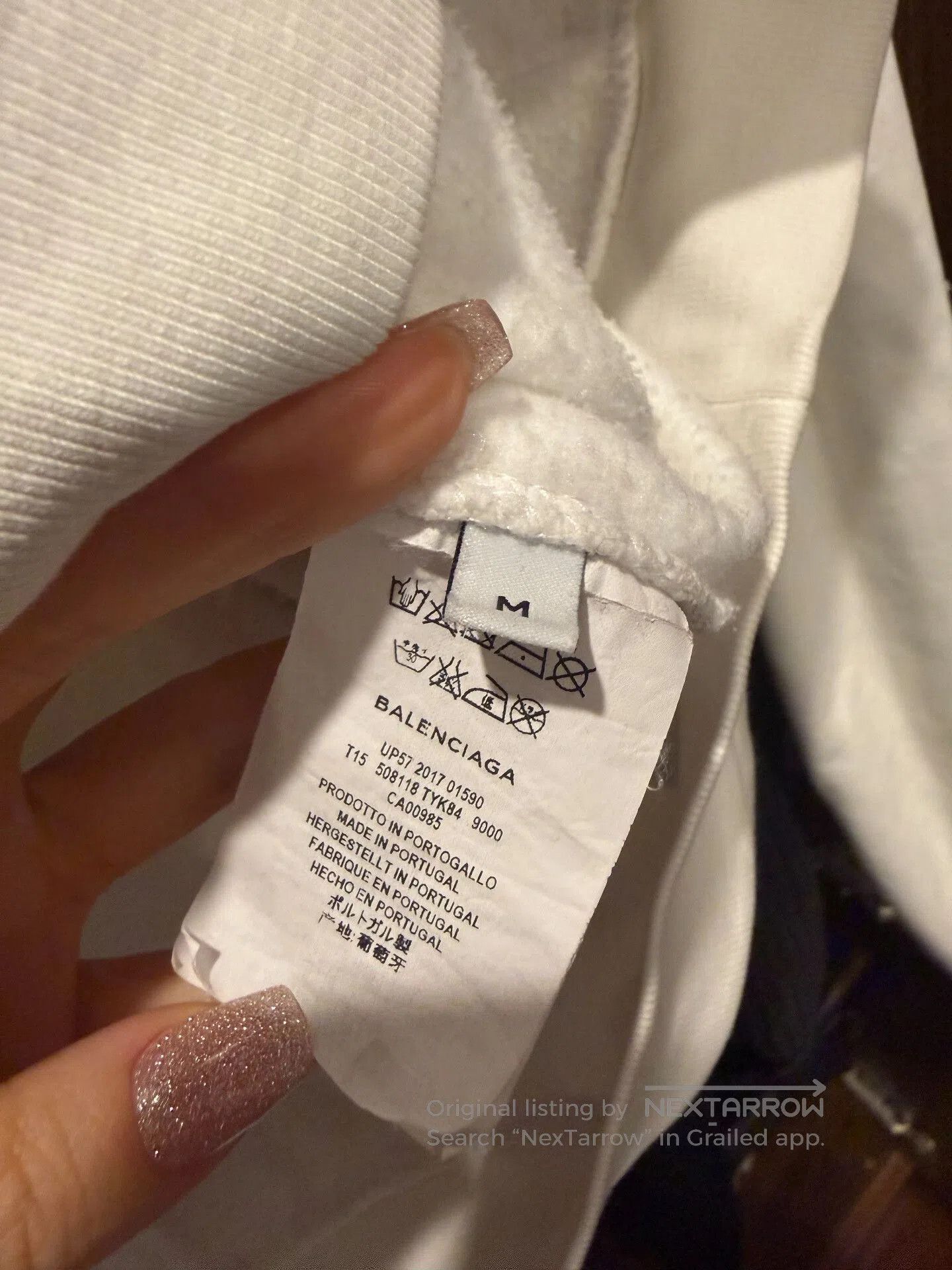 Balenciaga balenciaga classic logo hoodie in white. Size US M / EU 48-50 / 2 - 5 Thumbnail