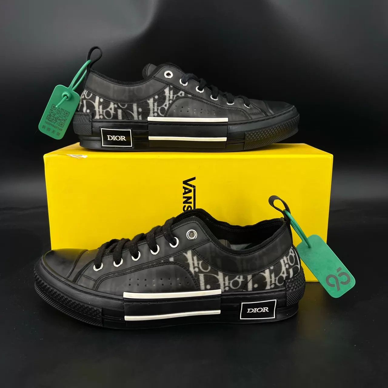 Dior Dior B23 Black 40 Worn A Few Times Tread Clear Size US 7 / EU 40 - 5 Thumbnail