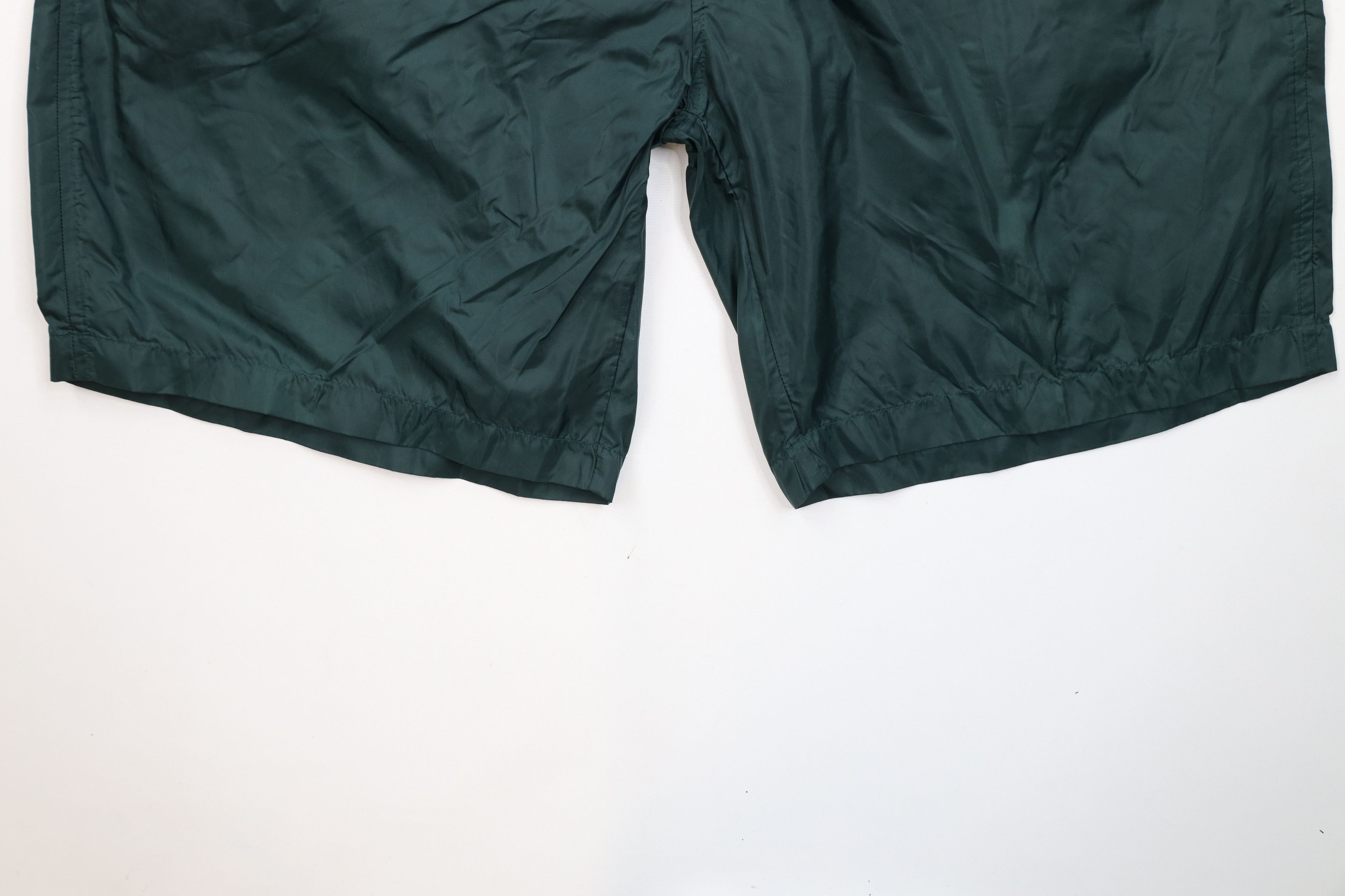 Vintage Deadstock Vintage 90s Streetwear Windbreaker Shorts Green Size US 36 / EU 52 - 4 Thumbnail