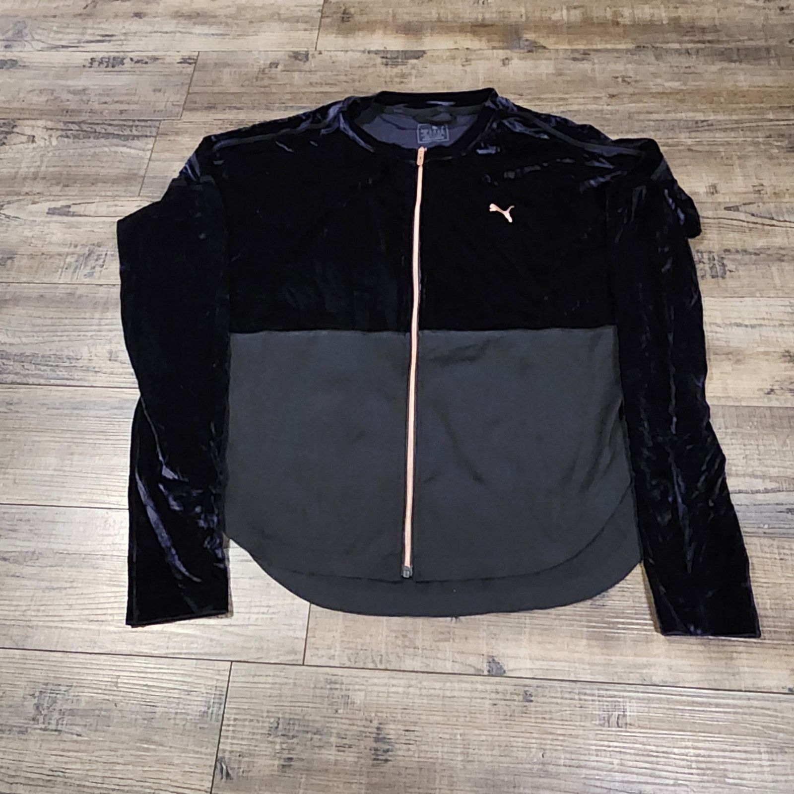 Puma PUMA Velour Track Jacket FullZip Big Logo Y2K Black L 2292 Size L / US 10 / IT 46 - 1 Thumbnail